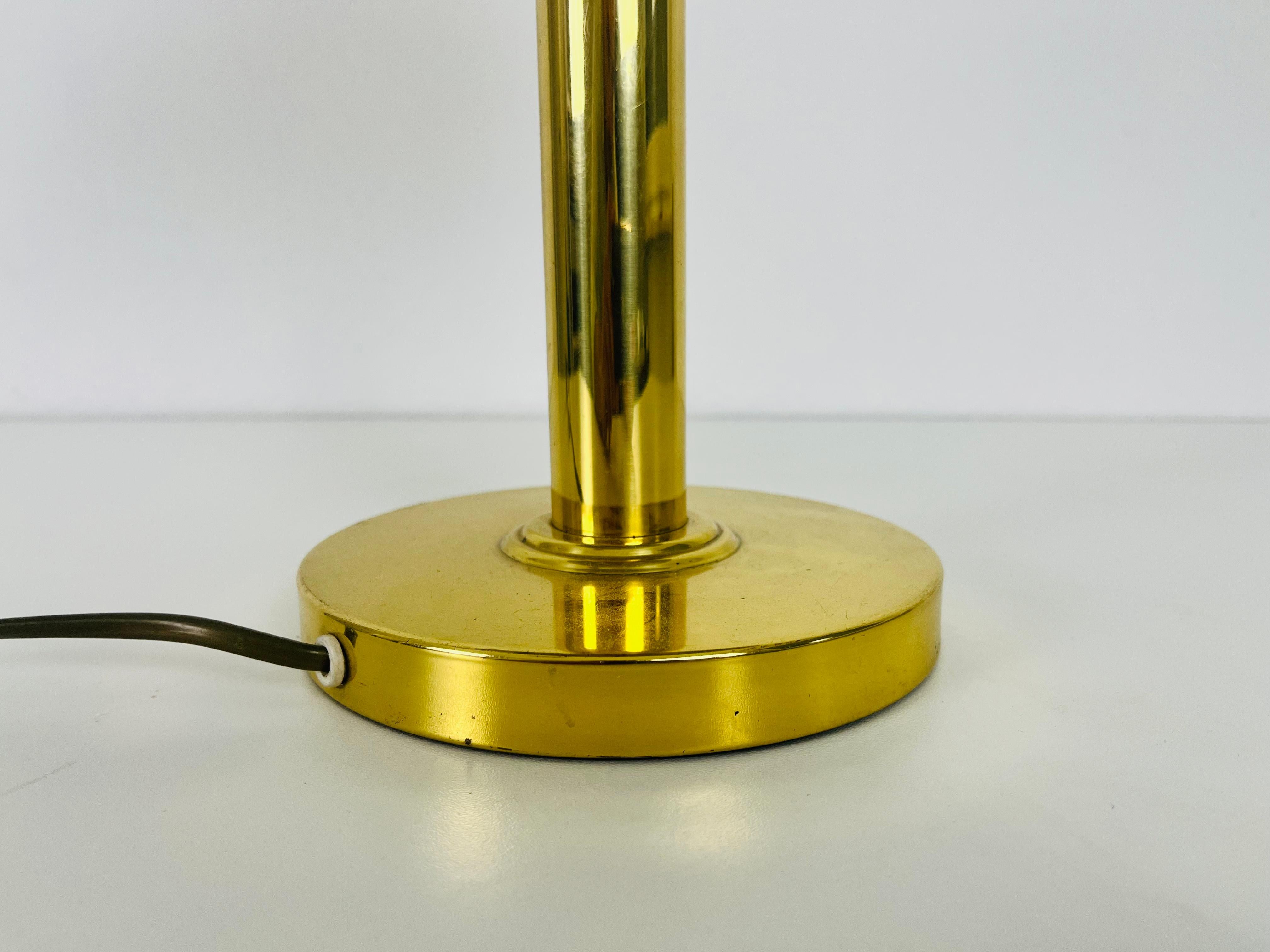 Mid-20th Century Extraordinary Mid-Century Modern Brass Table Lamp, 1960s For Sale