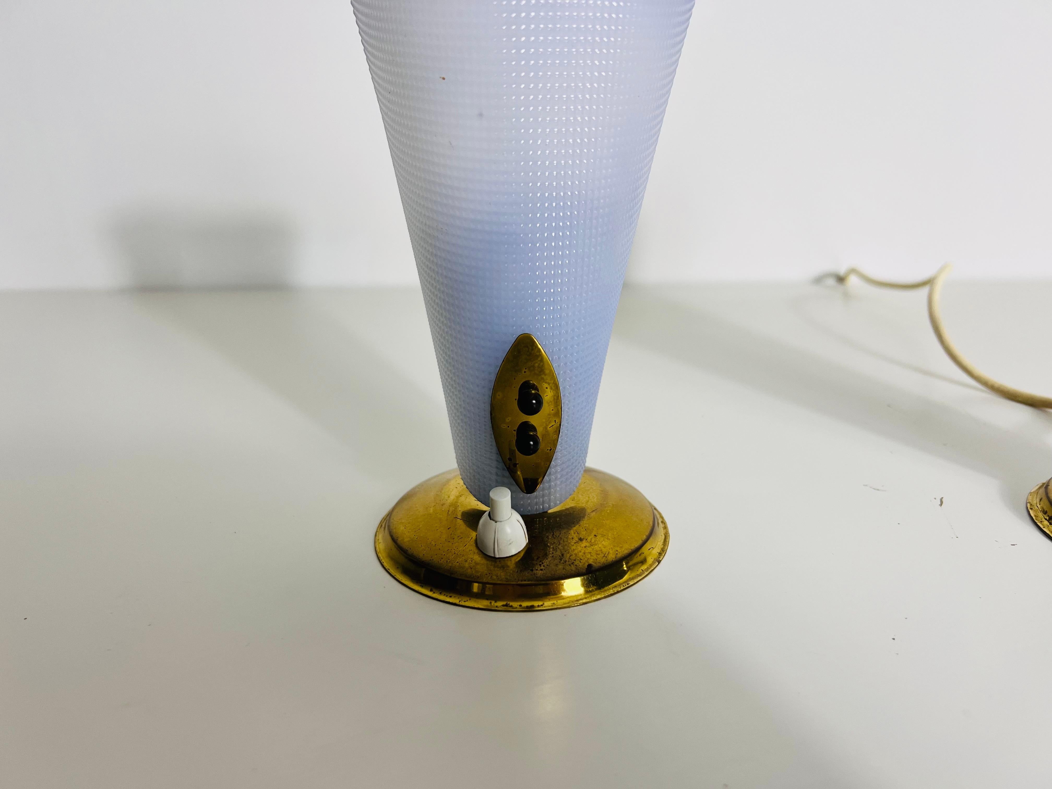 Außergewöhnliche italienische Messing-Tischlampen aus der Mitte des Jahrhunderts, 1960er Jahre im Angebot 1