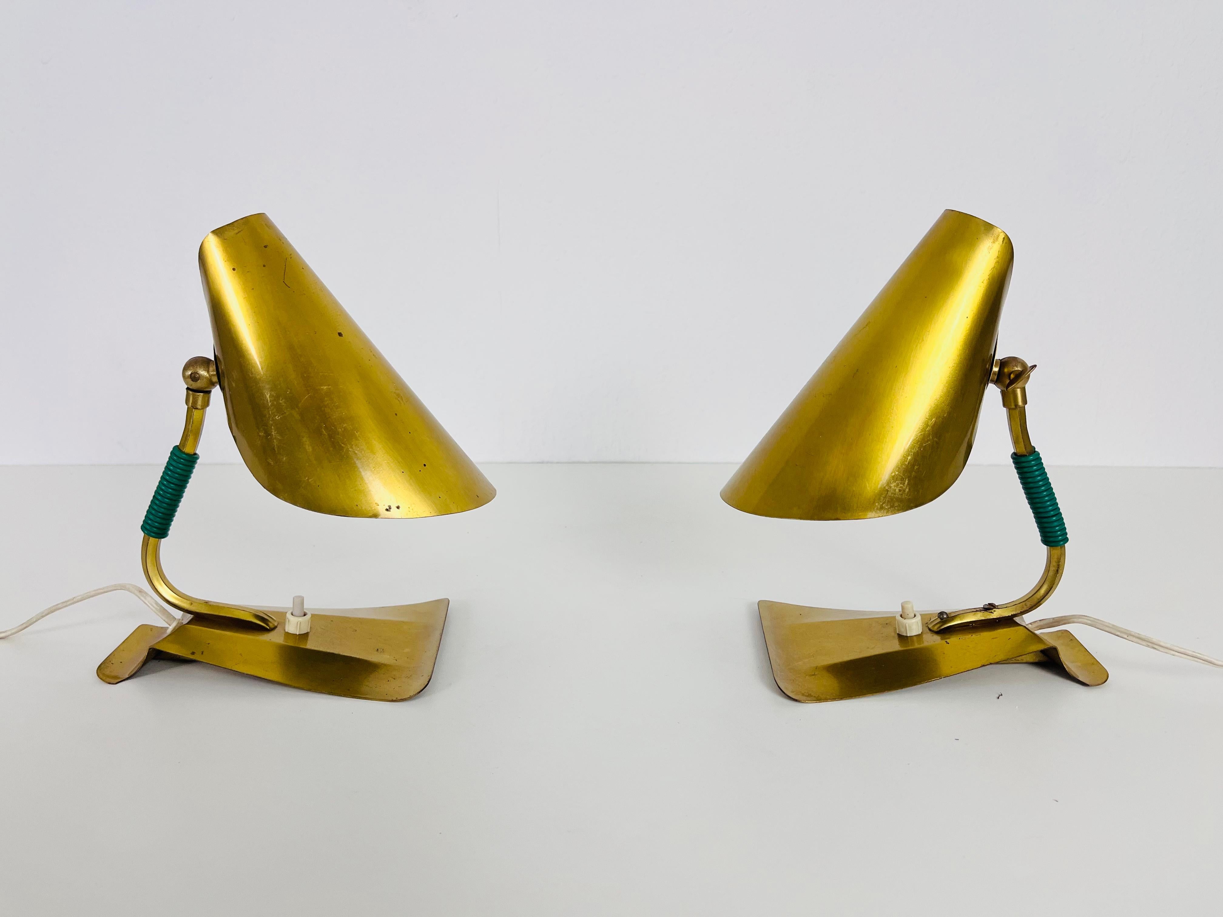 Extraordinary Mid-Century Modern Stilnovo Brass Table Lamps, Pair, 1960s In Good Condition For Sale In Hagenbach, DE