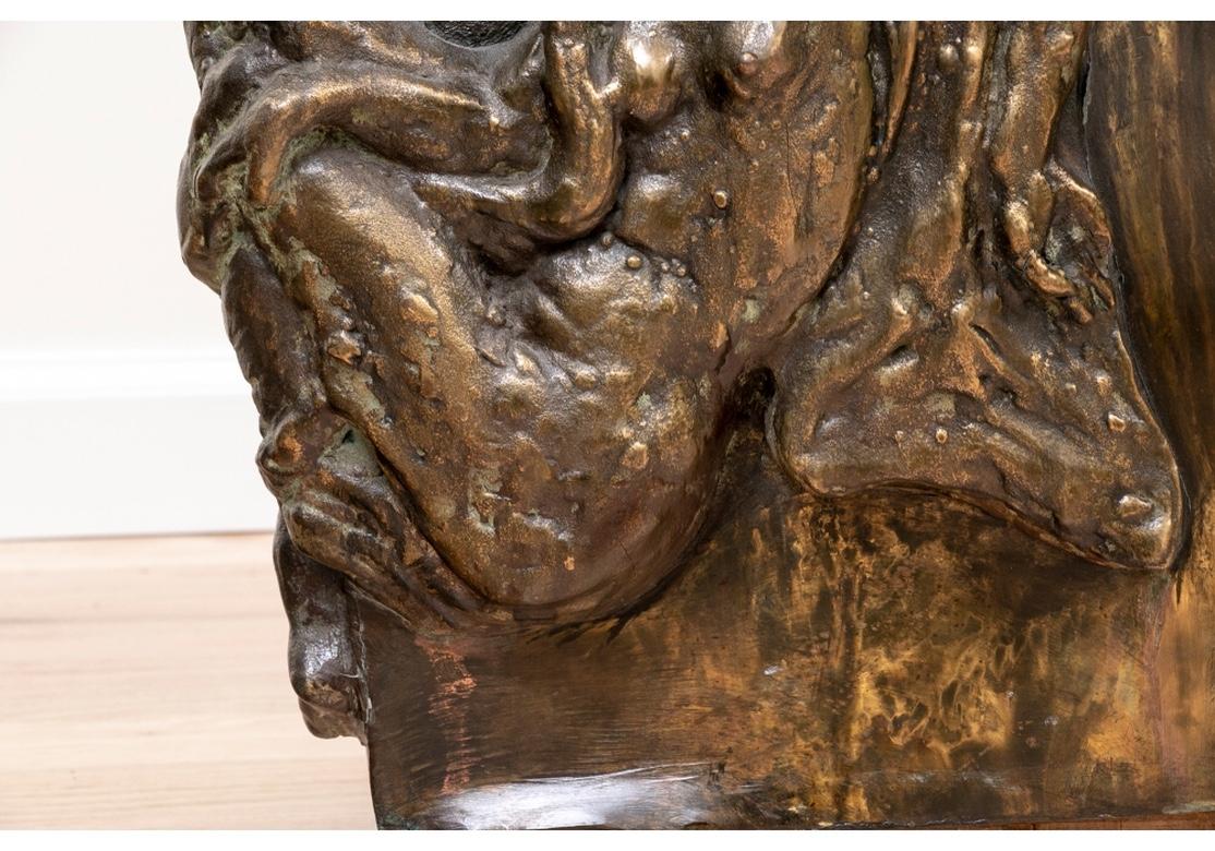 Table en bronze sculpté extraordinaire du milieu du siècle dernier de Philip et Kelvin LaVerne en vente 2