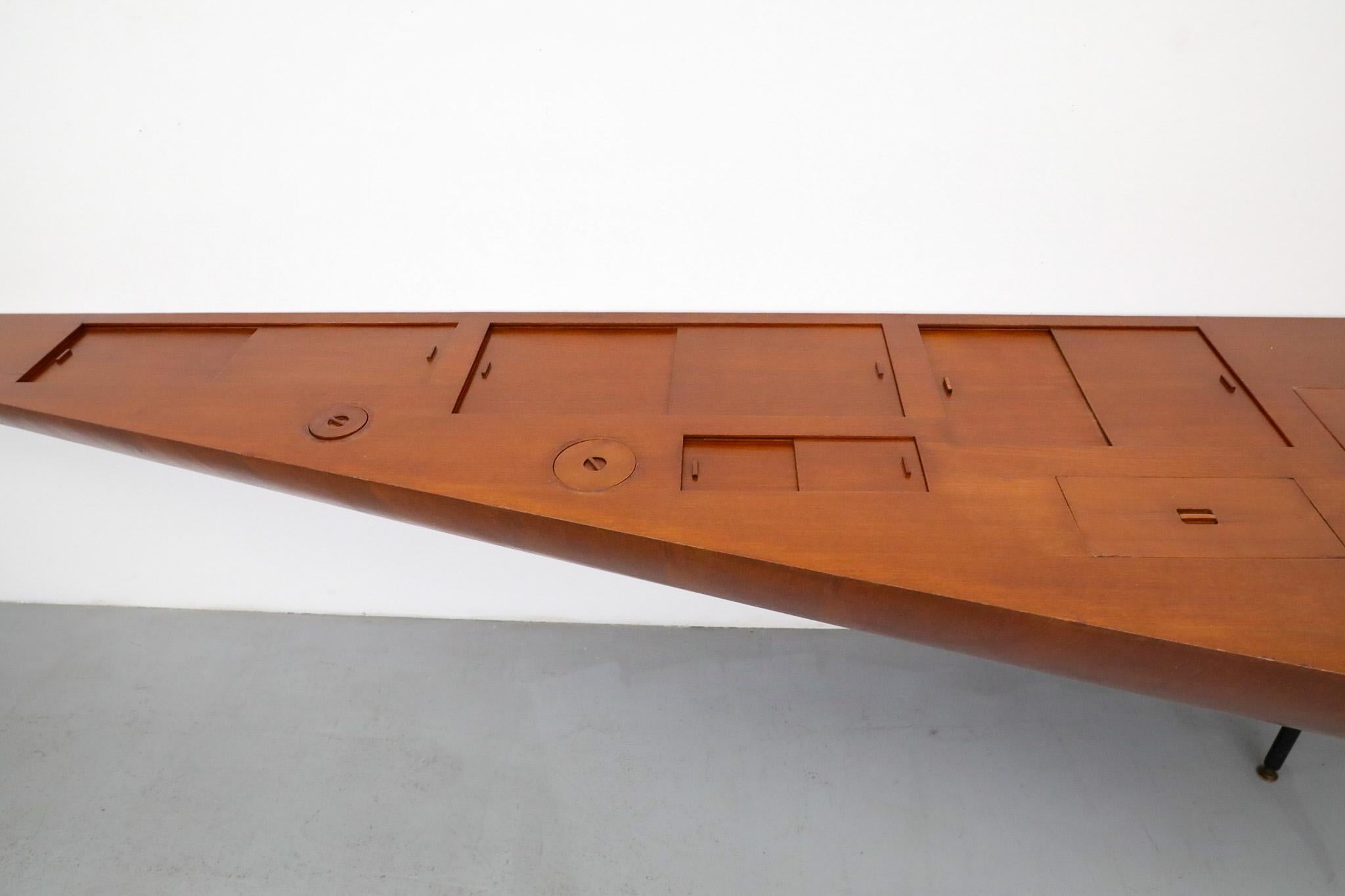 Sculptural Wall-Mounted Mid-Century Teak Console, Style of Ico Parisi, 1950s For Sale 5