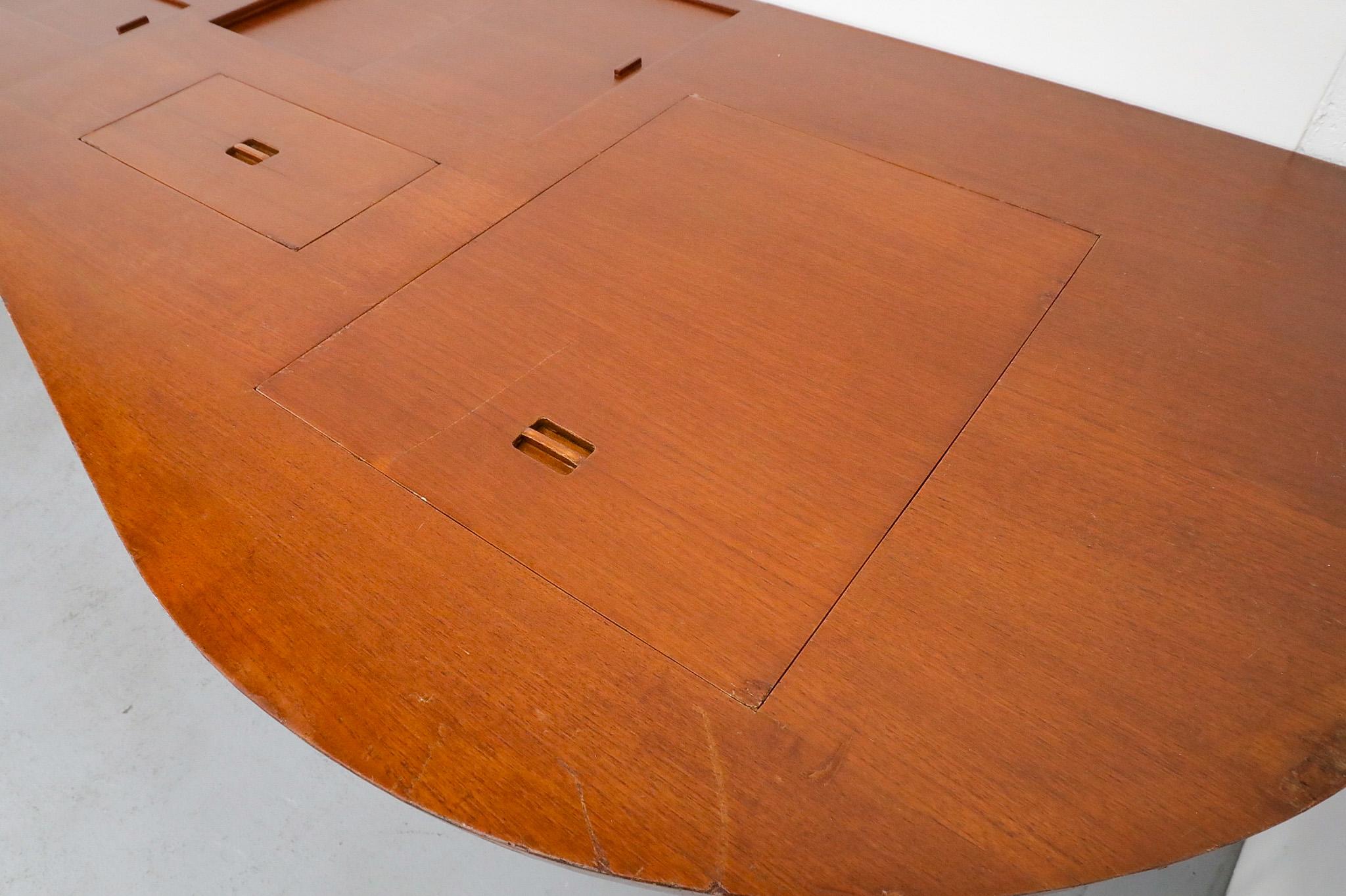 Sculptural Wall-Mounted Mid-Century Teak Console, Style of Ico Parisi, 1950s For Sale 9