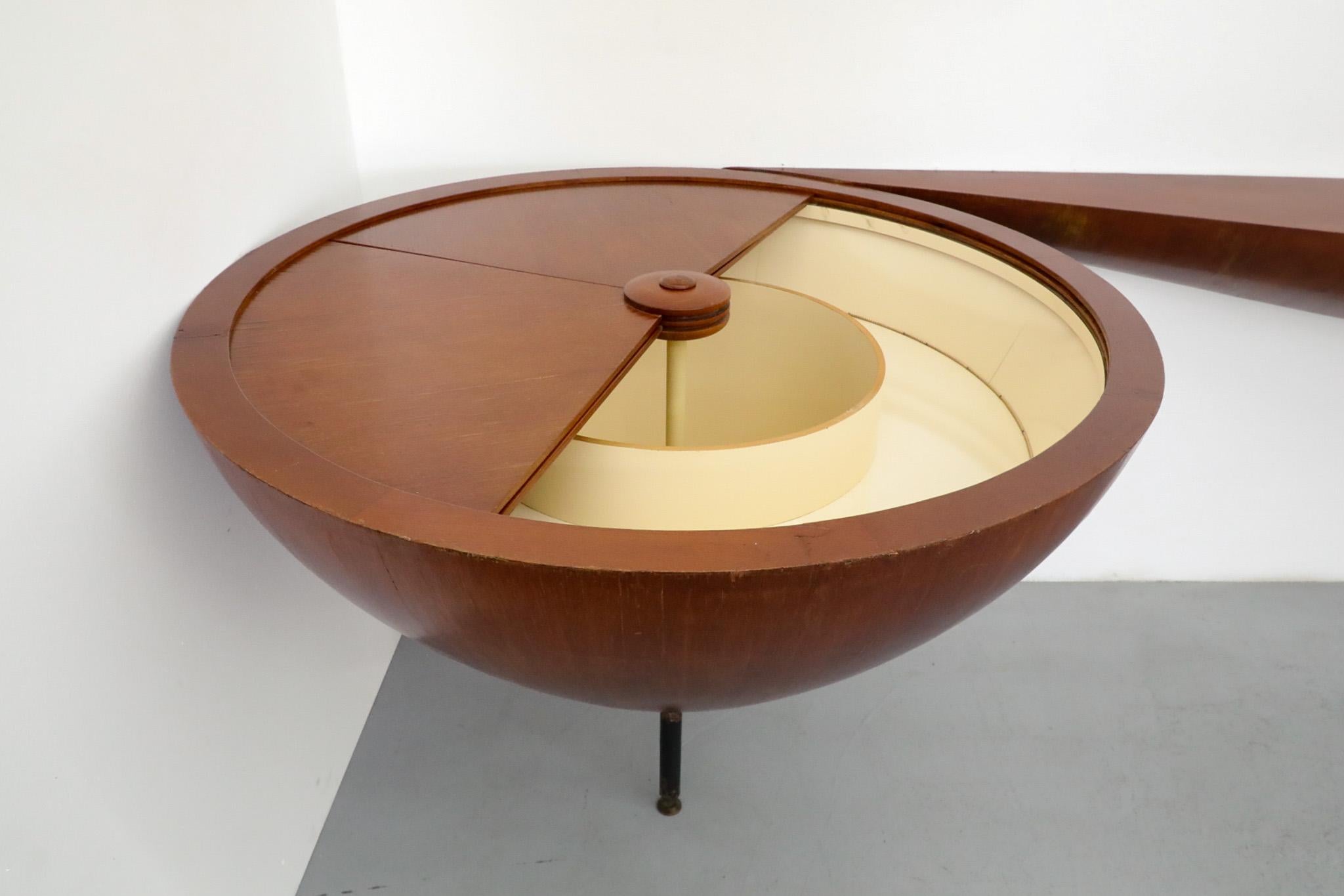 Sculptural Wall-Mounted Mid-Century Teak Console, Style of Ico Parisi, 1950s In Good Condition For Sale In Los Angeles, CA