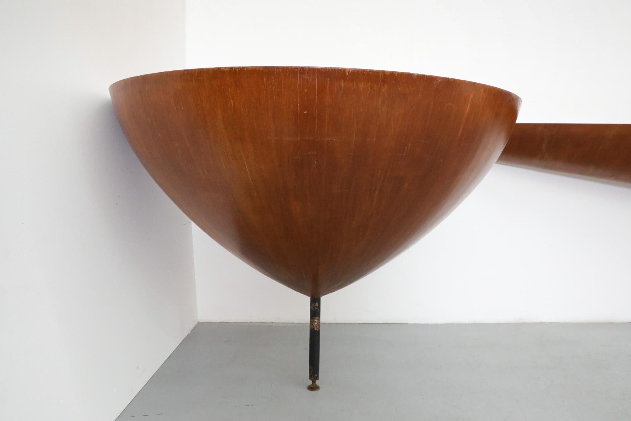 Mid-20th Century Sculptural Wall-Mounted Mid-Century Teak Console, Style of Ico Parisi, 1950s For Sale