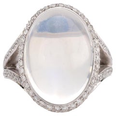 Extraordinary moonstone diamond 18k white gold cocktail ring