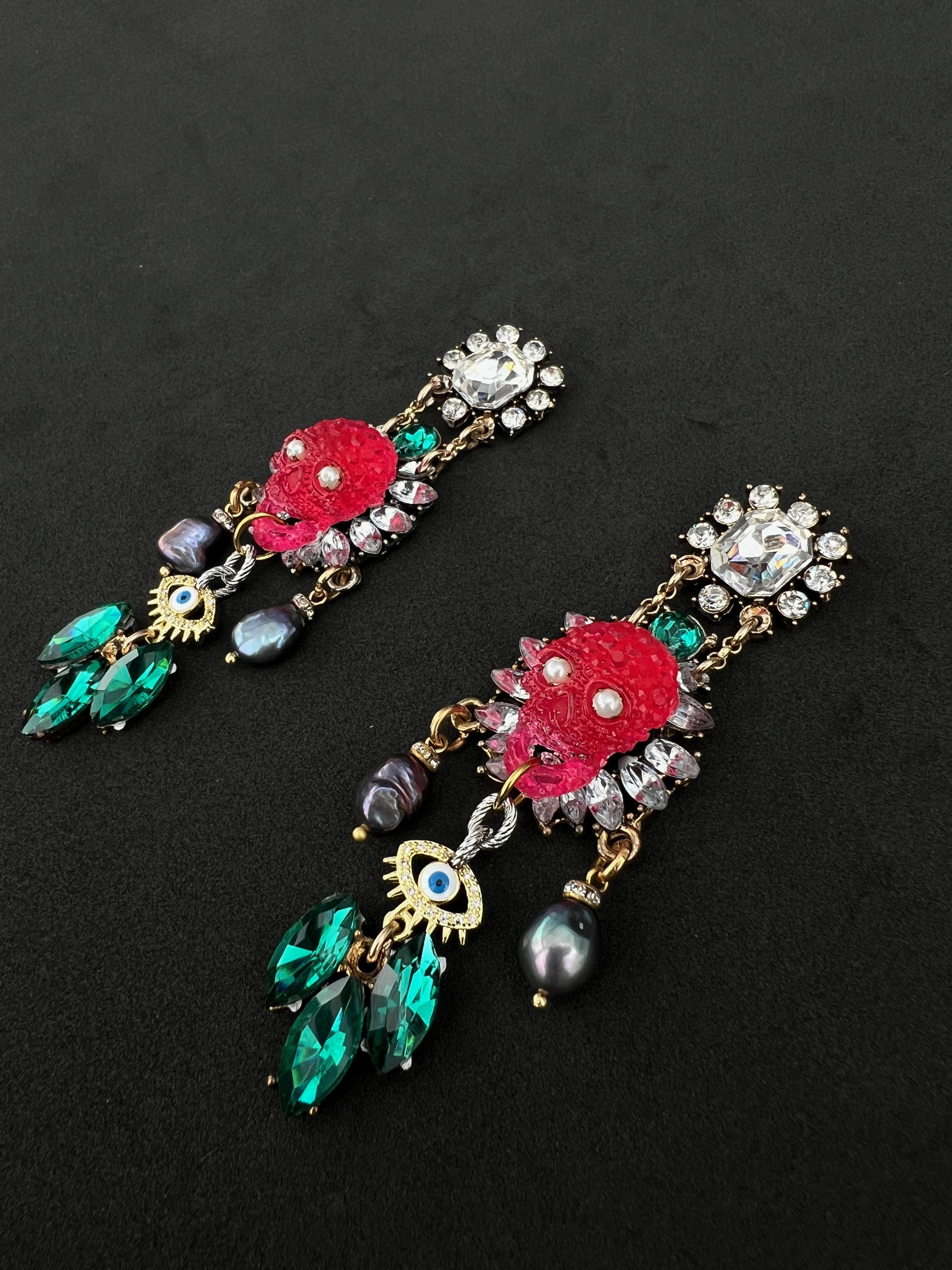 Extraordinary One of a kind pearl crystal, pearl skull earrings For Sale 1