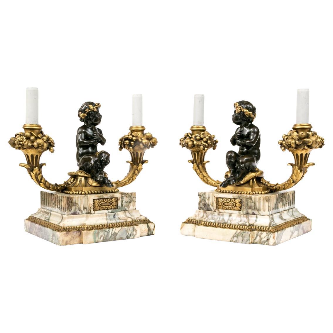 Extraordinario par de  Candelabro Doble Francés de Bronce y Mármol Estilo Luis XVI