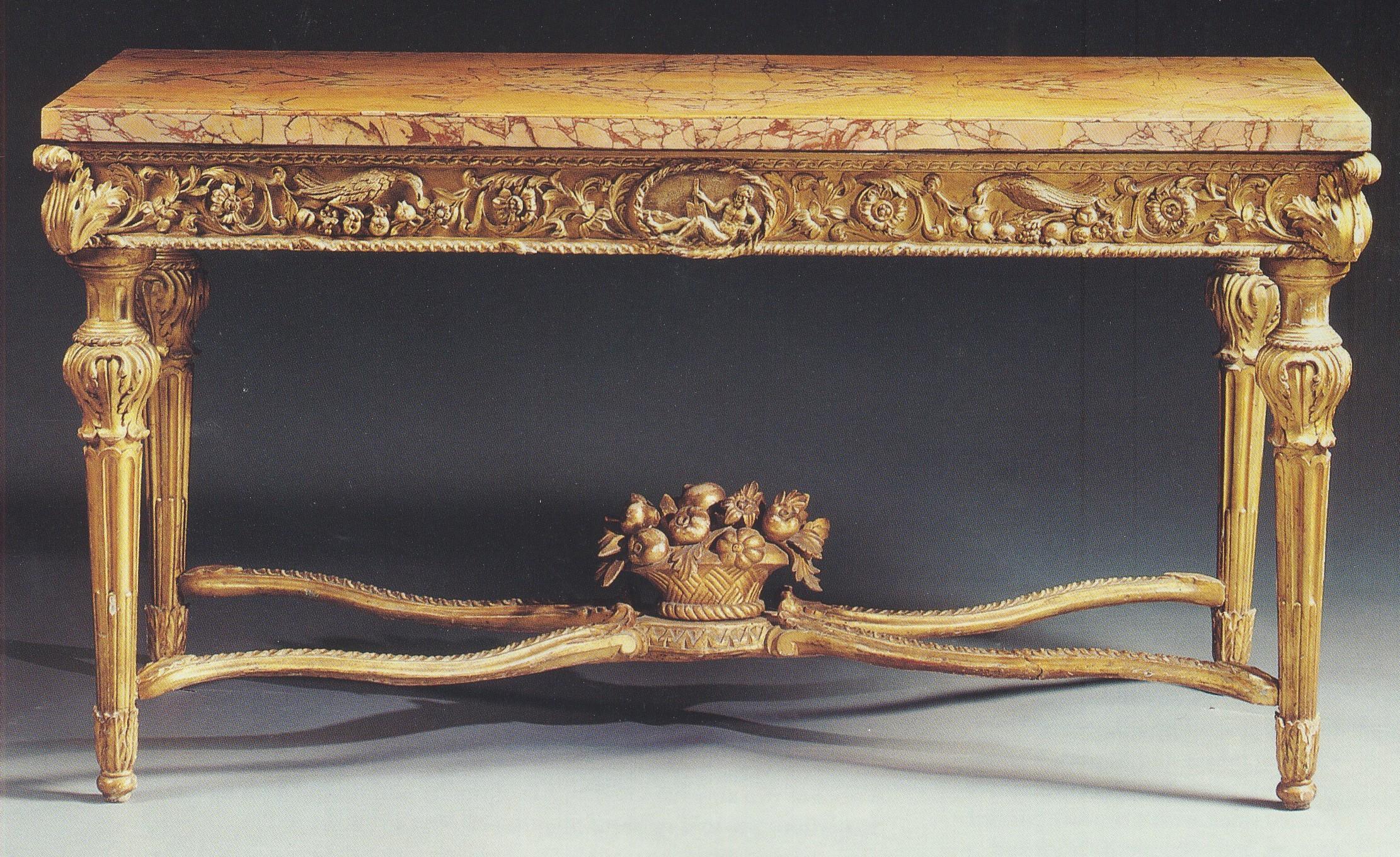 Außergewöhnliches Paar italienischer Konsolentische aus vergoldetem Holz aus dem 18. (Louis XVI.) im Angebot