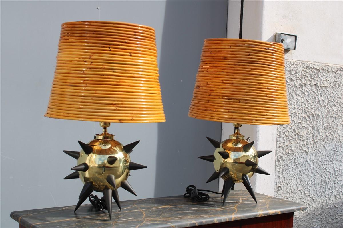 Extraordinary pair of table lamps with central Mina dome in Bamboo 1950s Sputnik For Sale 7