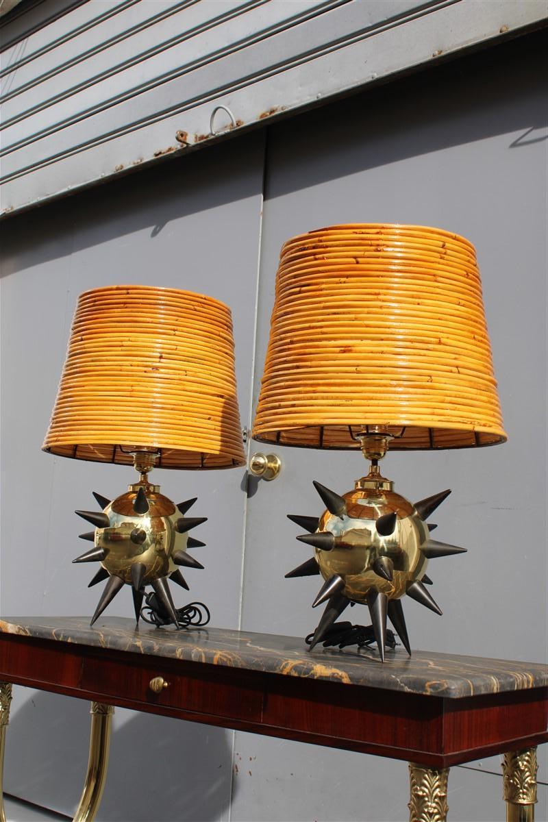 Extraordinary pair of table lamps with central Mina dome in Bamboo 1950s Sputnik For Sale 10