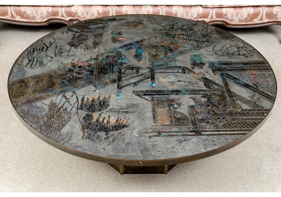 Un incredibile tavolo realizzato da Philip e Kelvin LaVerne, designer e produttori del Mid Century, padre e figlio. Come tutte le loro creazioni, il tavolo è personalizzato e utilizza una combinazione di bronzo, peltro, smalto e incisione all'acido