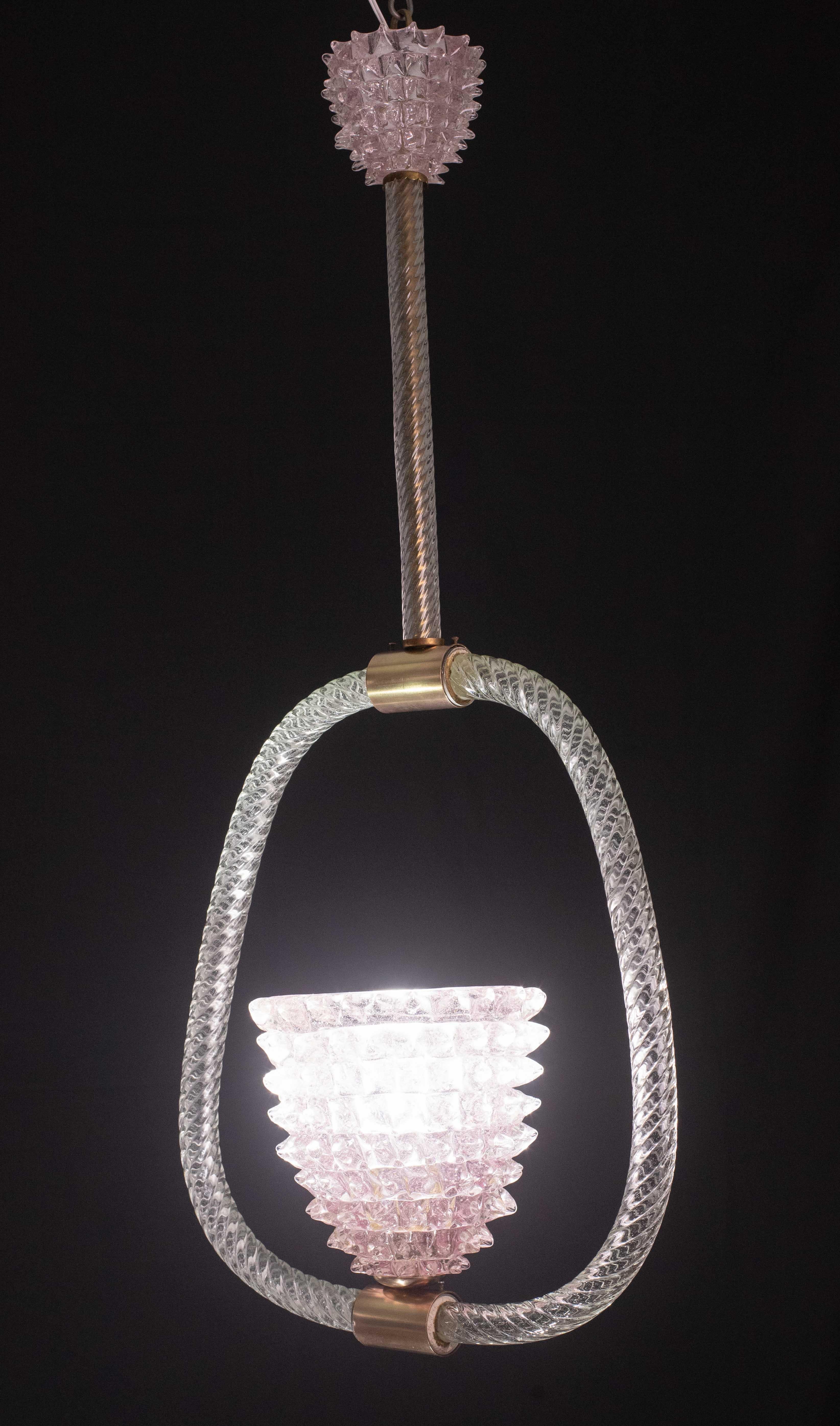 Incredible rare Murano glass Light in rare pink rostrato from the middle of the last century.

Two pink cup, the arms in trasparent colour.

This wonderful light was produced in the 1940s in Italy by Ercole Barovier for Barovier & Toso.

This