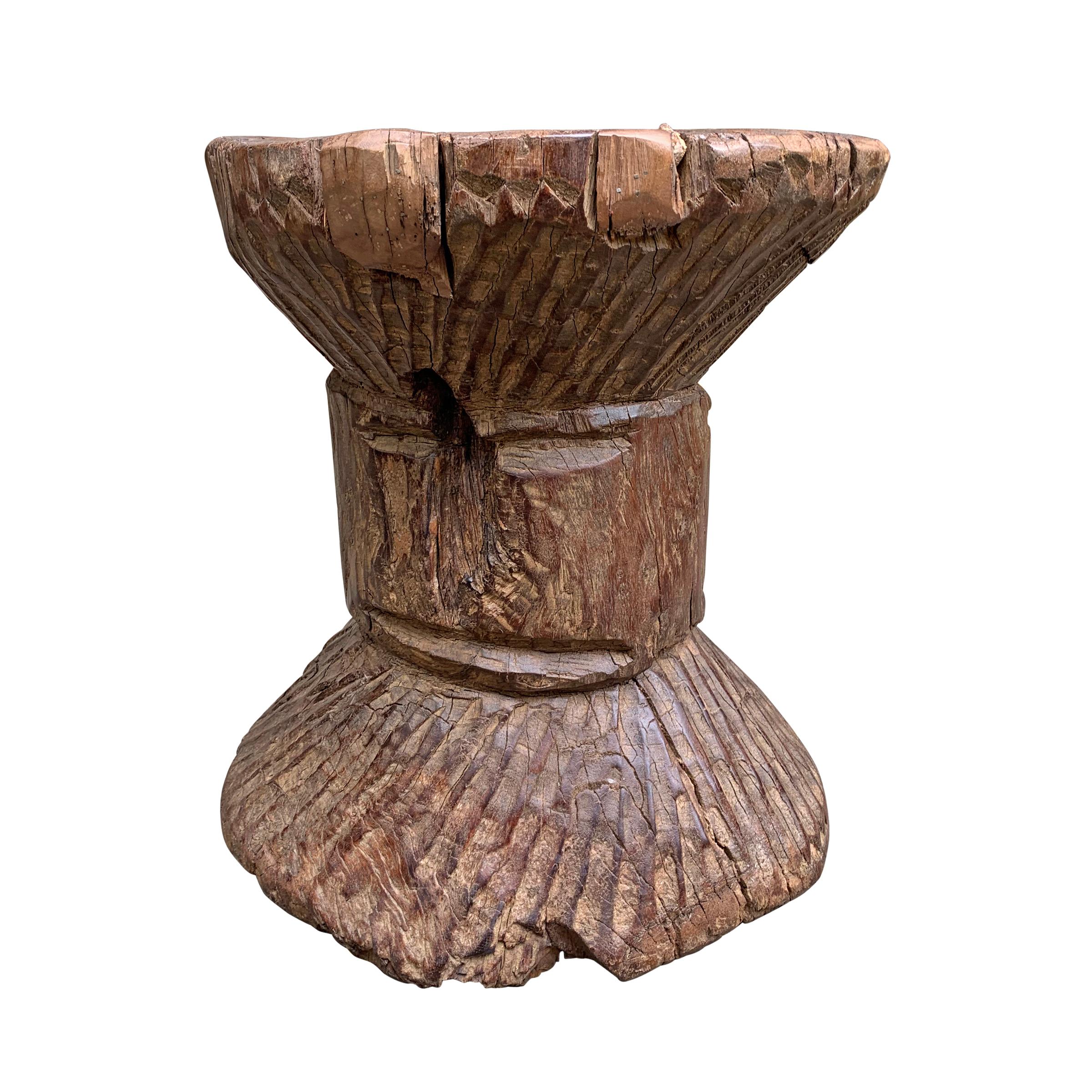 Extraordinary Primitive Carved Wood Stool In Good Condition In Chicago, IL