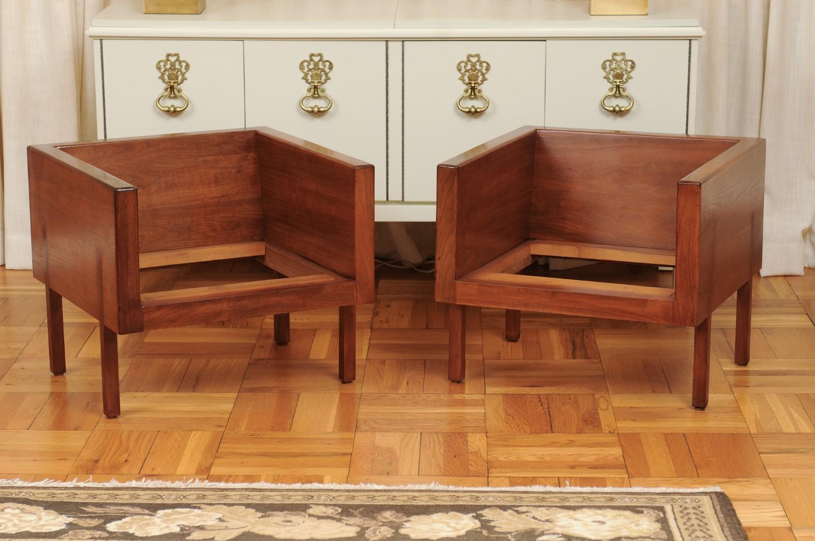 Außergewöhnliches Paar Loungesessel aus Nussbaumholz mit Würfel im Probber-Stil - 2 Paar im Angebot 9
