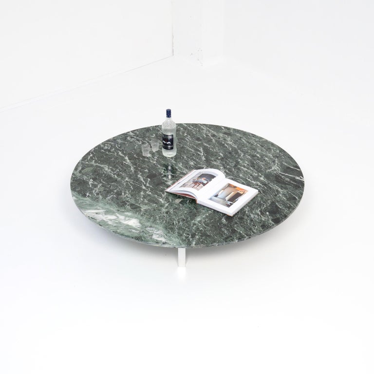 Extraordinary Round Green Marble Coffee Table For Sale at 1stDibs