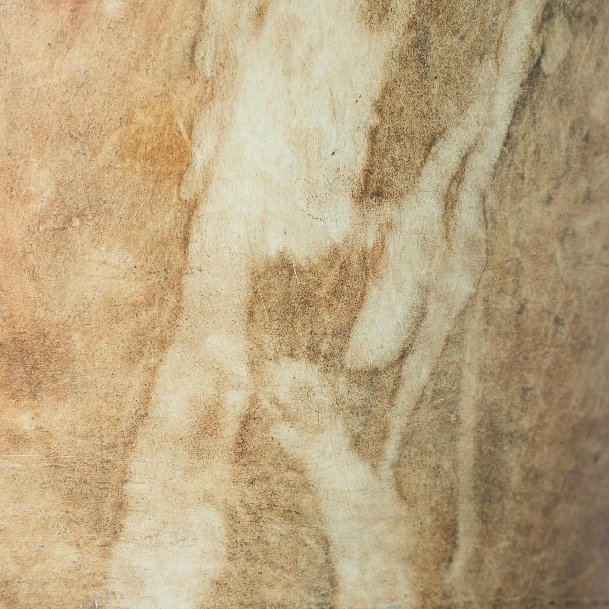 Straordinaria coppia di urne in legno effetto marmo Francia circa 1890 in vendita 1