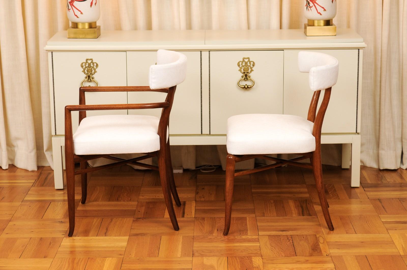 Extraordinaire ensemble de 12 chaises modernes Klismos de Robsjohn-Gibbings, datant d'environ 1950 en vente 5