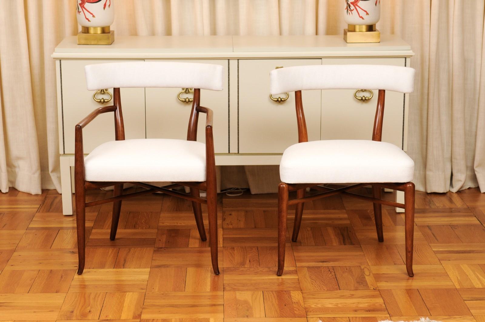 Milieu du XXe siècle Extraordinaire ensemble de 12 chaises modernes Klismos de Robsjohn-Gibbings, datant d'environ 1950 en vente