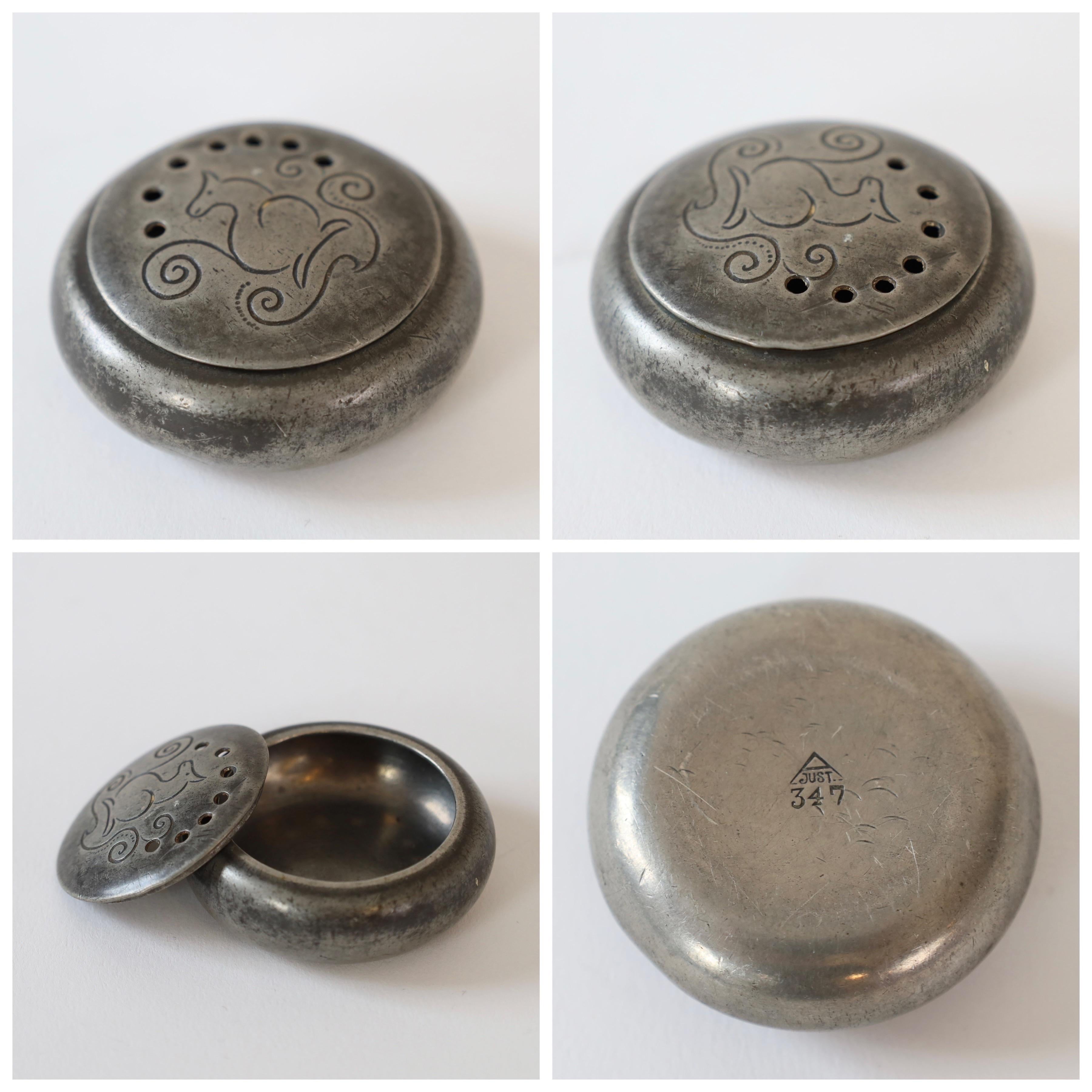 Extraordinary set of Pewter Jewelry boxes by Just Andersen, 1920s, Denmark For Sale 9