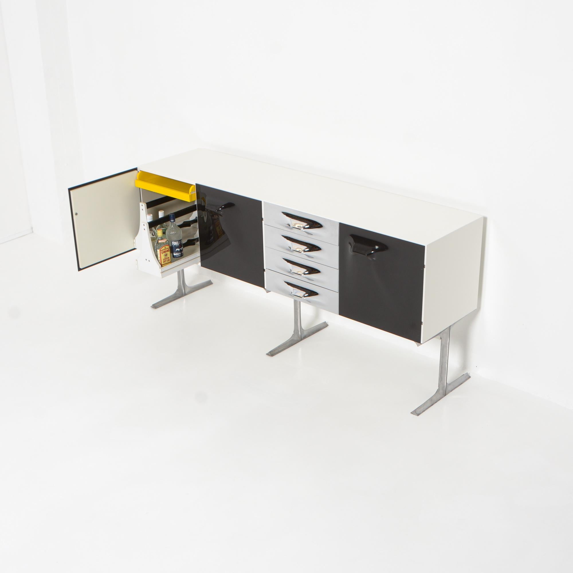 French Extraordinary Sideboard by Raymond Loewy for DF 2000