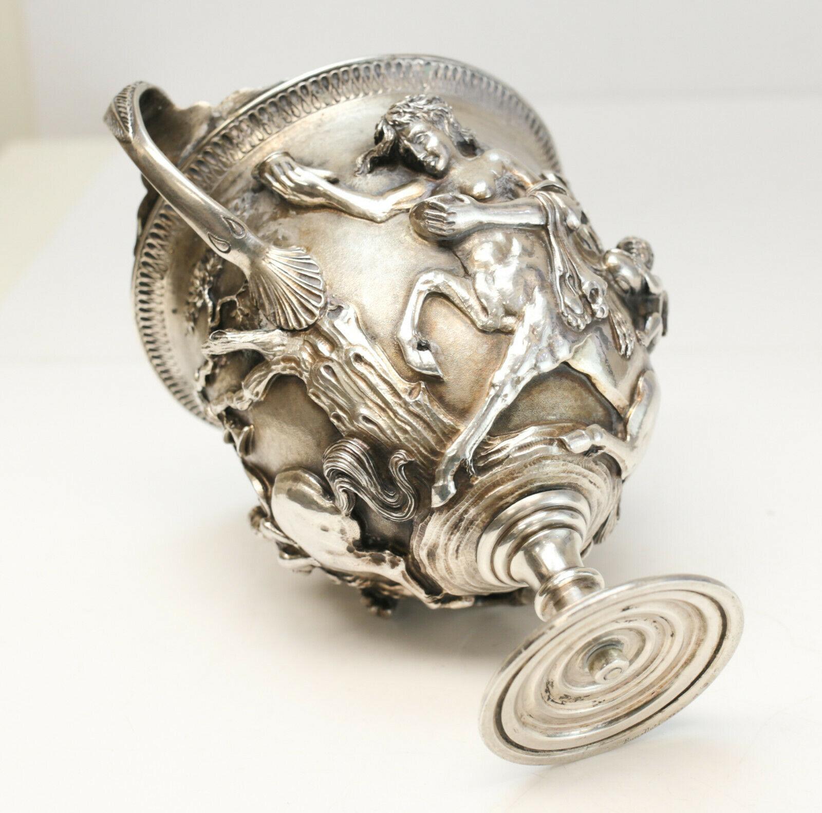 Extraordinary Sterling Silver Kantharos Cup of Pompeii by Mabuti for Buccellati In Good Condition For Sale In Pasadena, CA