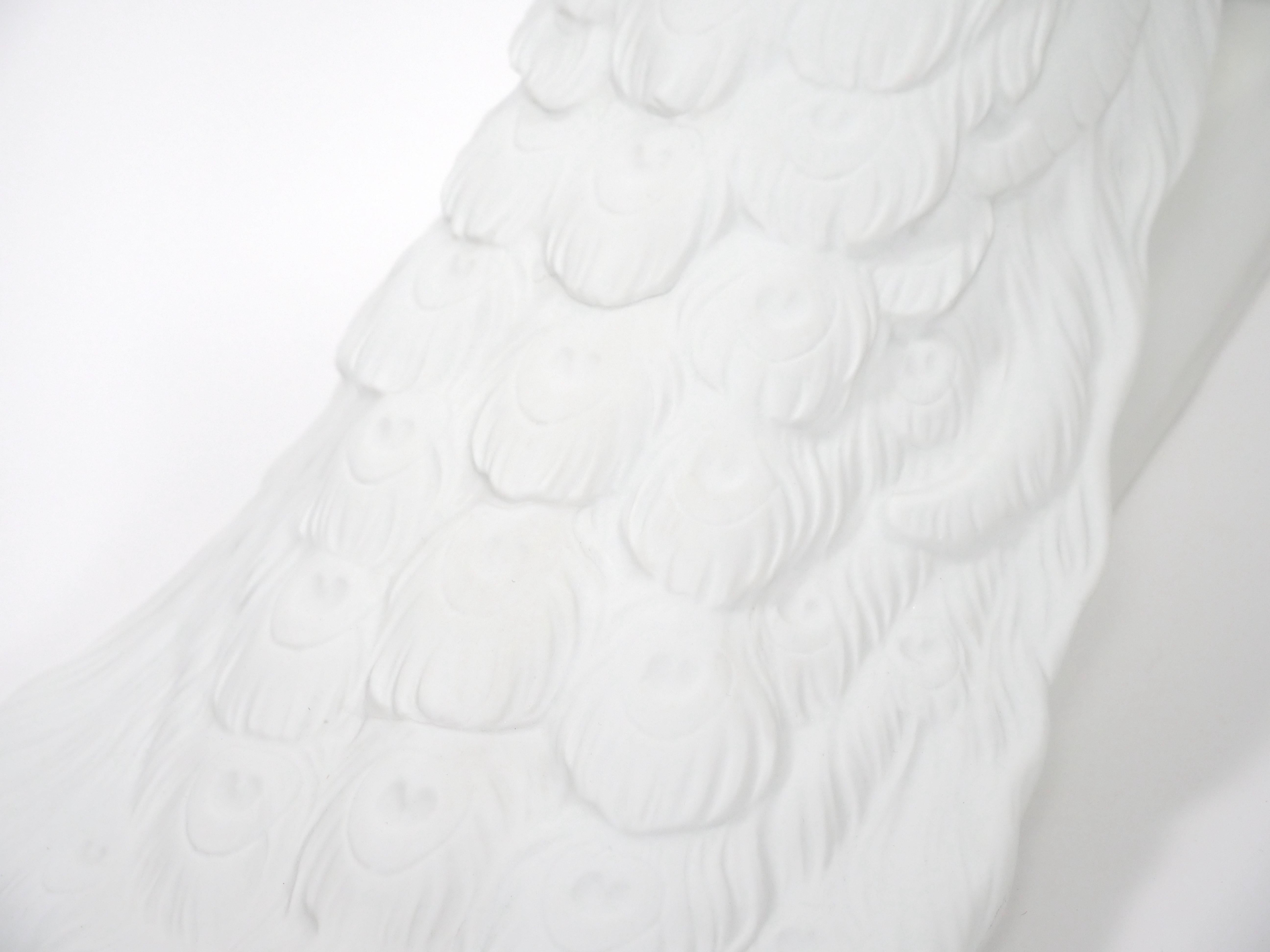 Extraordinaire sculpture de paon de Tiffany & Co par Nymphenburg  Porcelaine  en vente 4