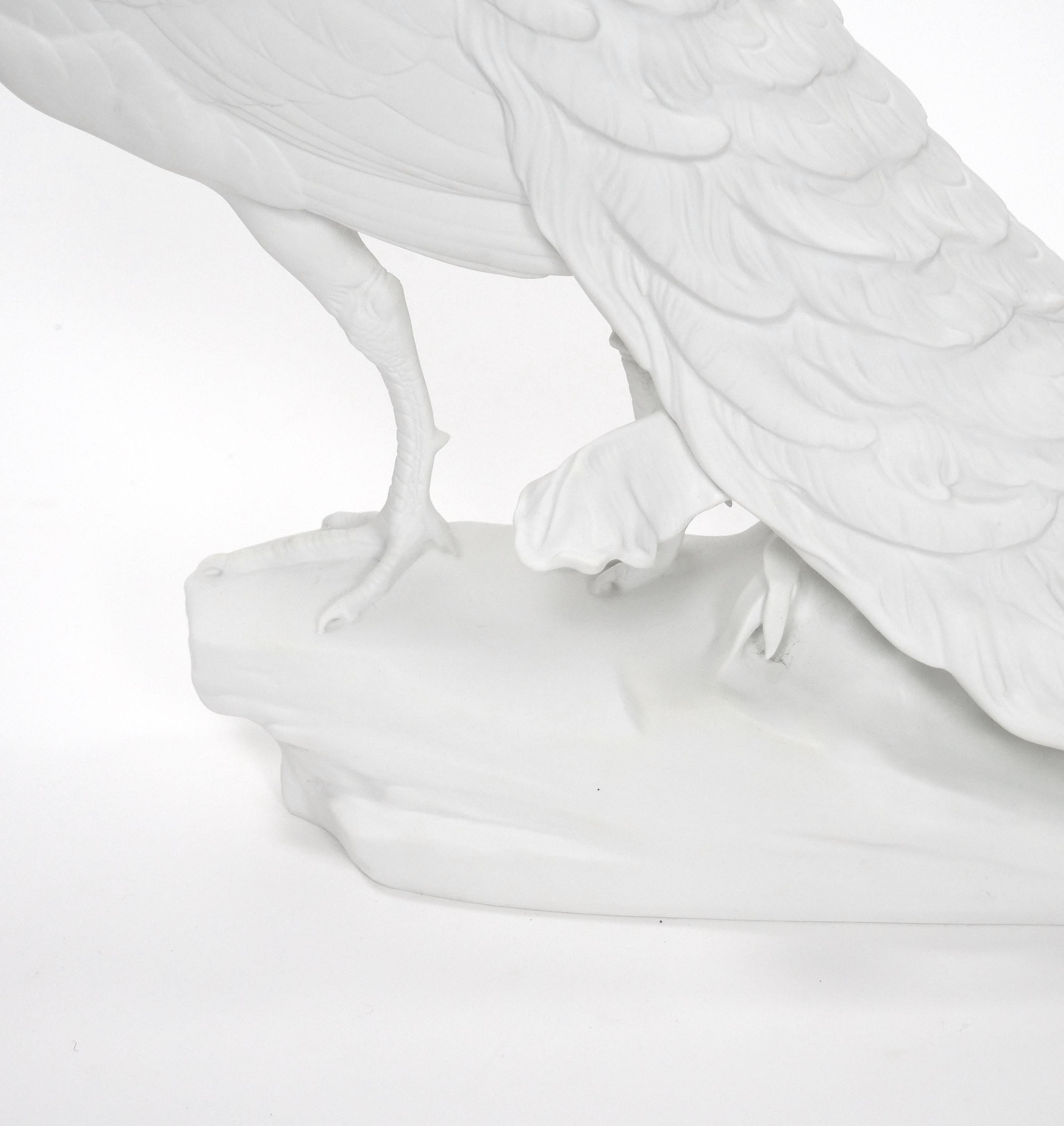 Extraordinaire sculpture de paon de Tiffany & Co par Nymphenburg  Porcelaine  en vente 5