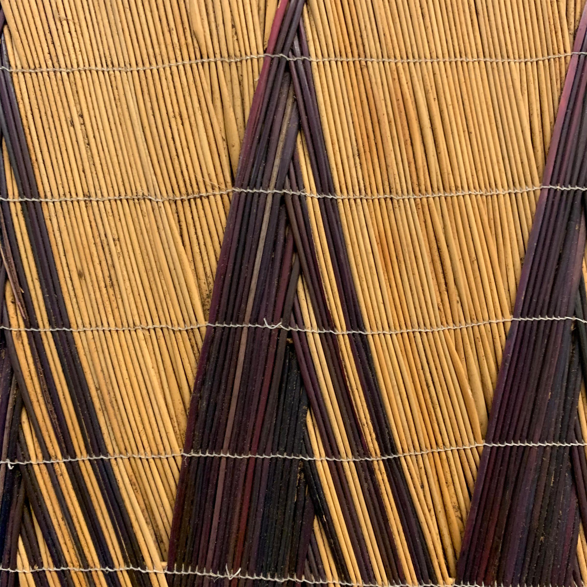 Reed Extraordinary Tutsi Screen on Custom Mount
