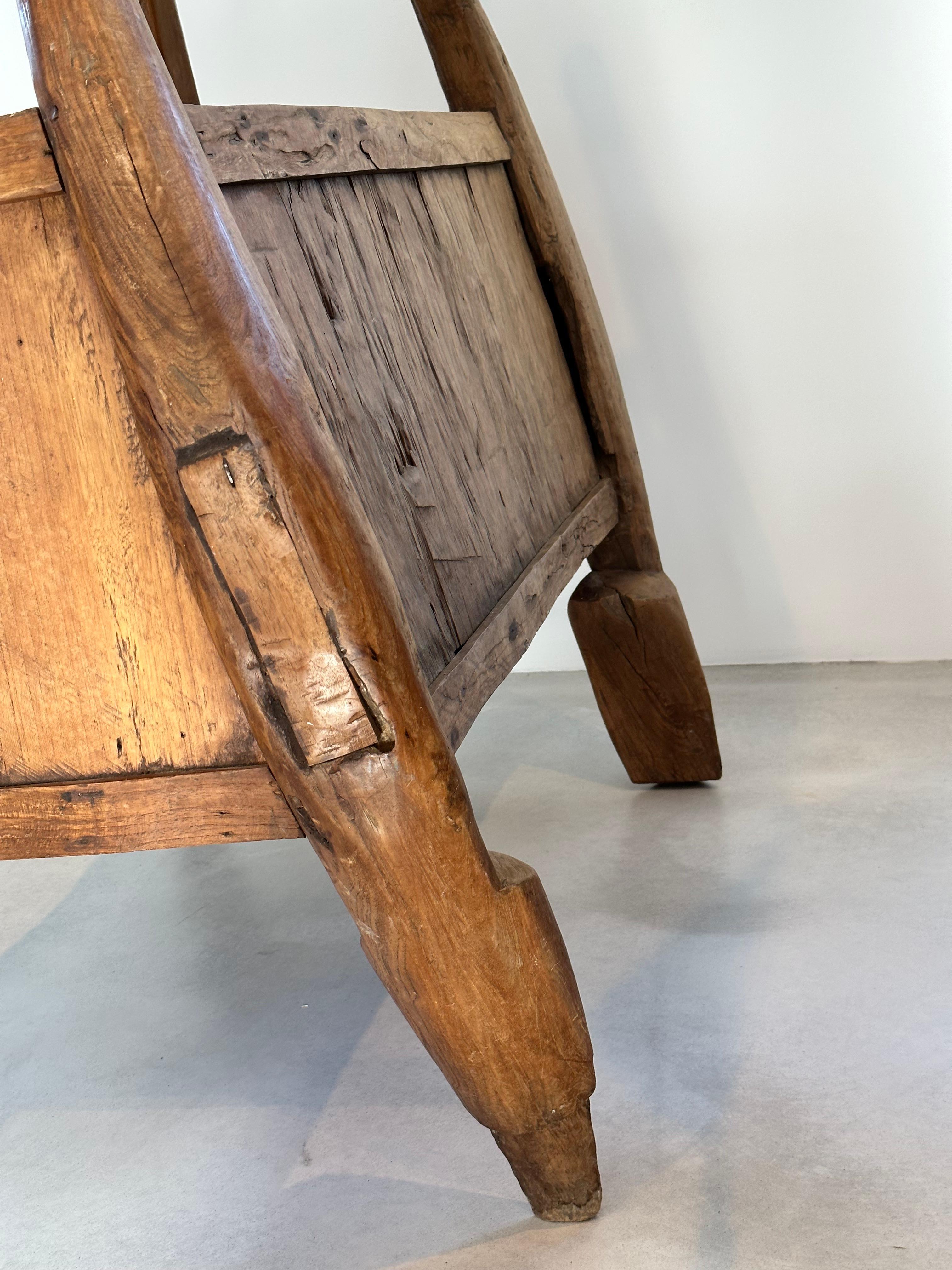 Extraordinary unique primitive cabinet, 19 th French Pyrenees folk art 4