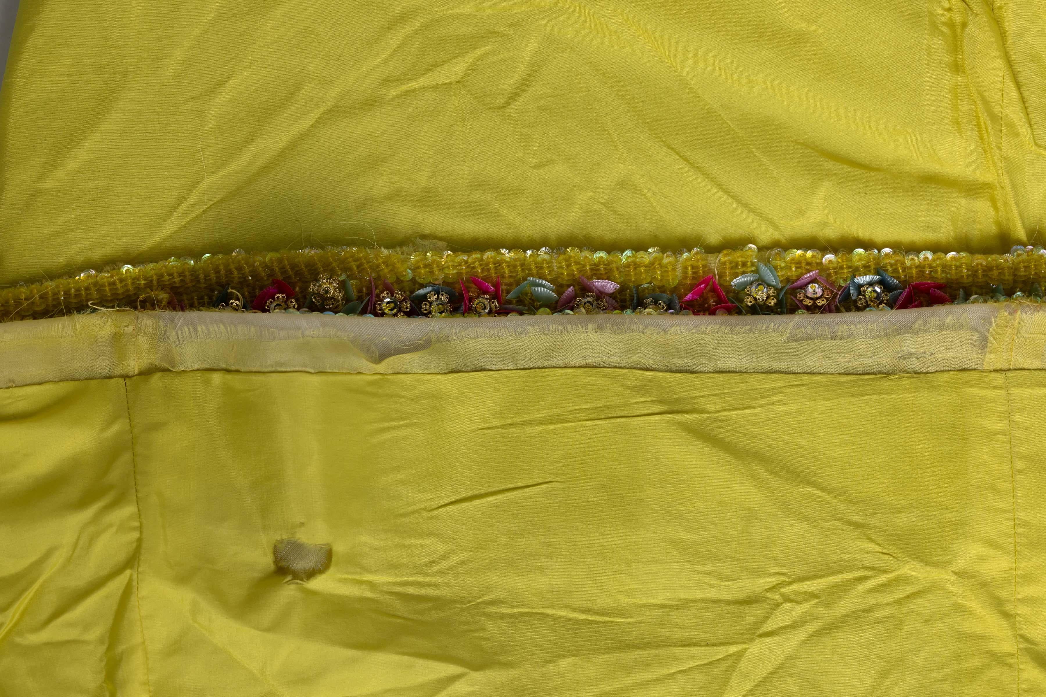 Extraordinary Unlabeled Yellow Beaded & Sequins Embellished Dress 9