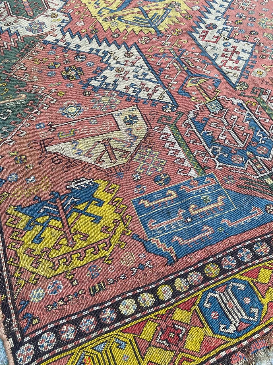 Lo straordinario e insolito tappeto antico ricamato a punta d'ago del Caucaso di Bobyrug in vendita 11