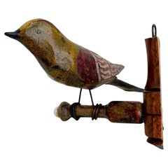 Außergewöhnlicher Vichtauer handgeschnitzter Holzvogel, Schwarzwälder Volkskunst, 1870er Jahre