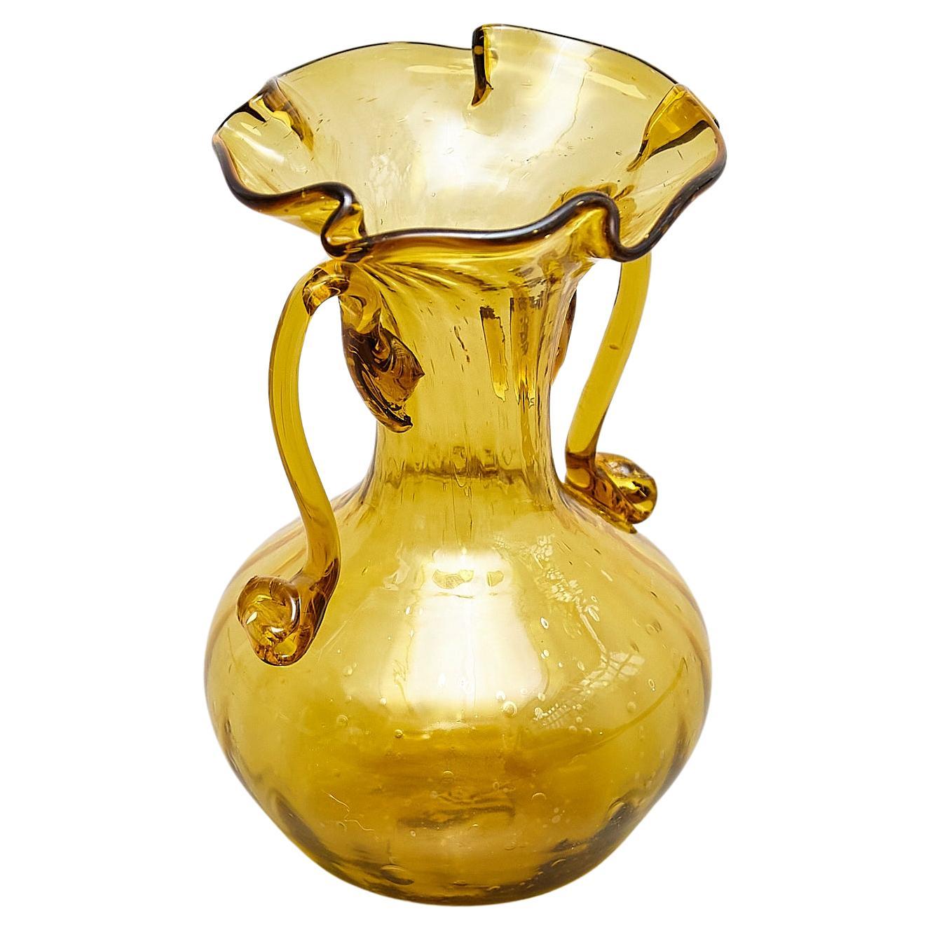 Extraordinary Yellow Blown Glass Vase - Early 20th Century