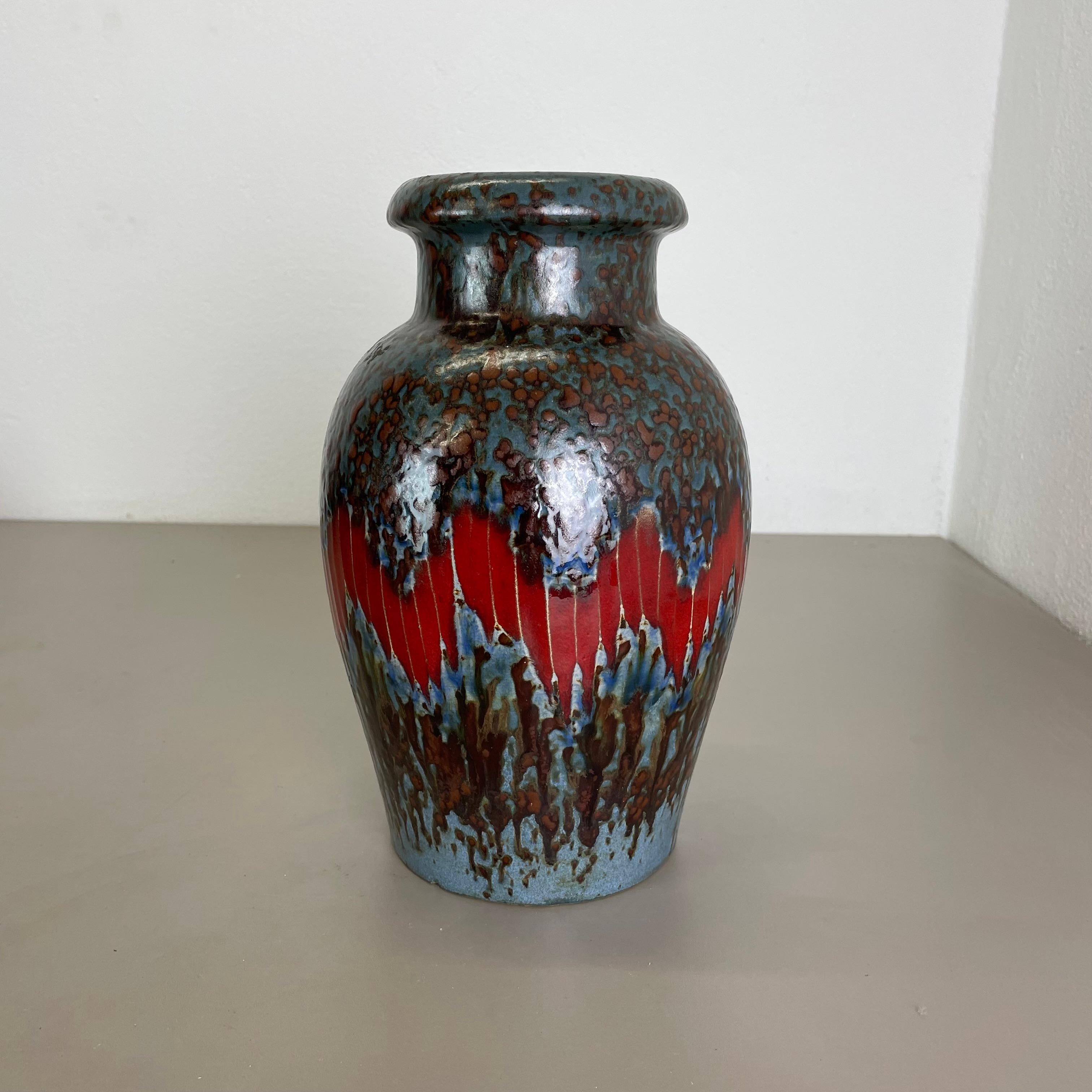 Extraordinaire vase en poterie de lave grasse Zig Zag Lora de Scheurich, Allemagne, années 1970 en vente 4