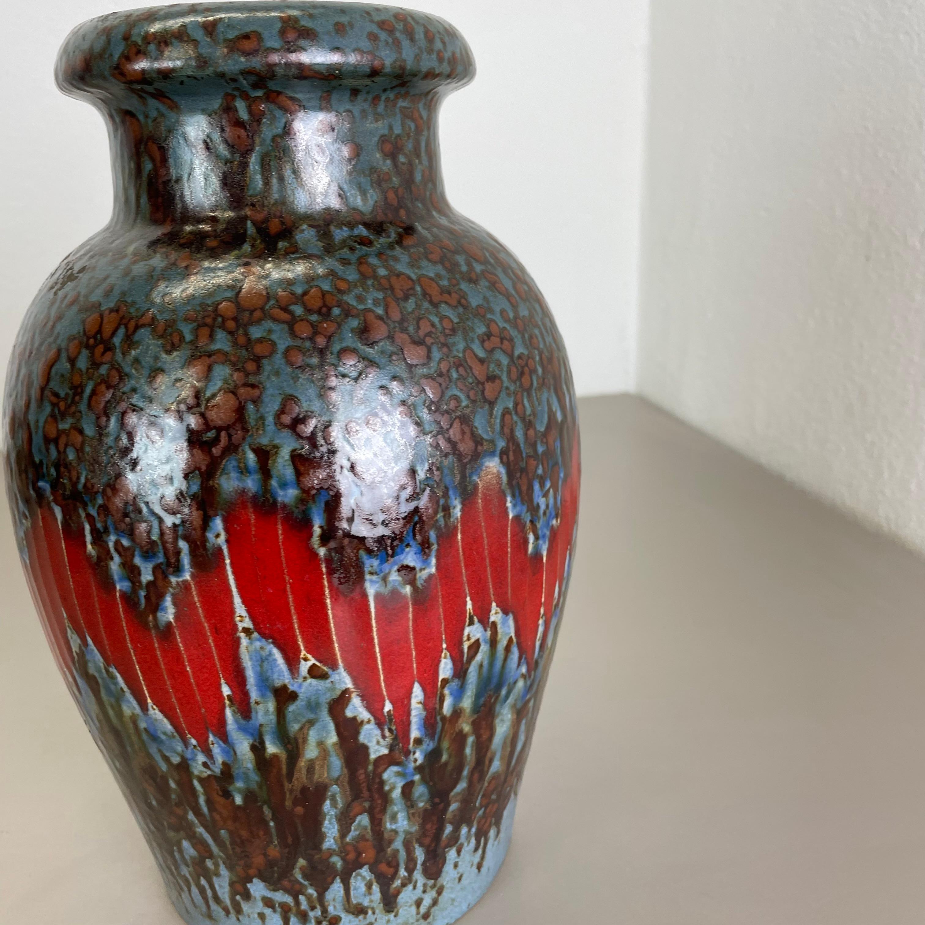 Extraordinaire vase en poterie de lave grasse Zig Zag Lora de Scheurich, Allemagne, années 1970 en vente 8