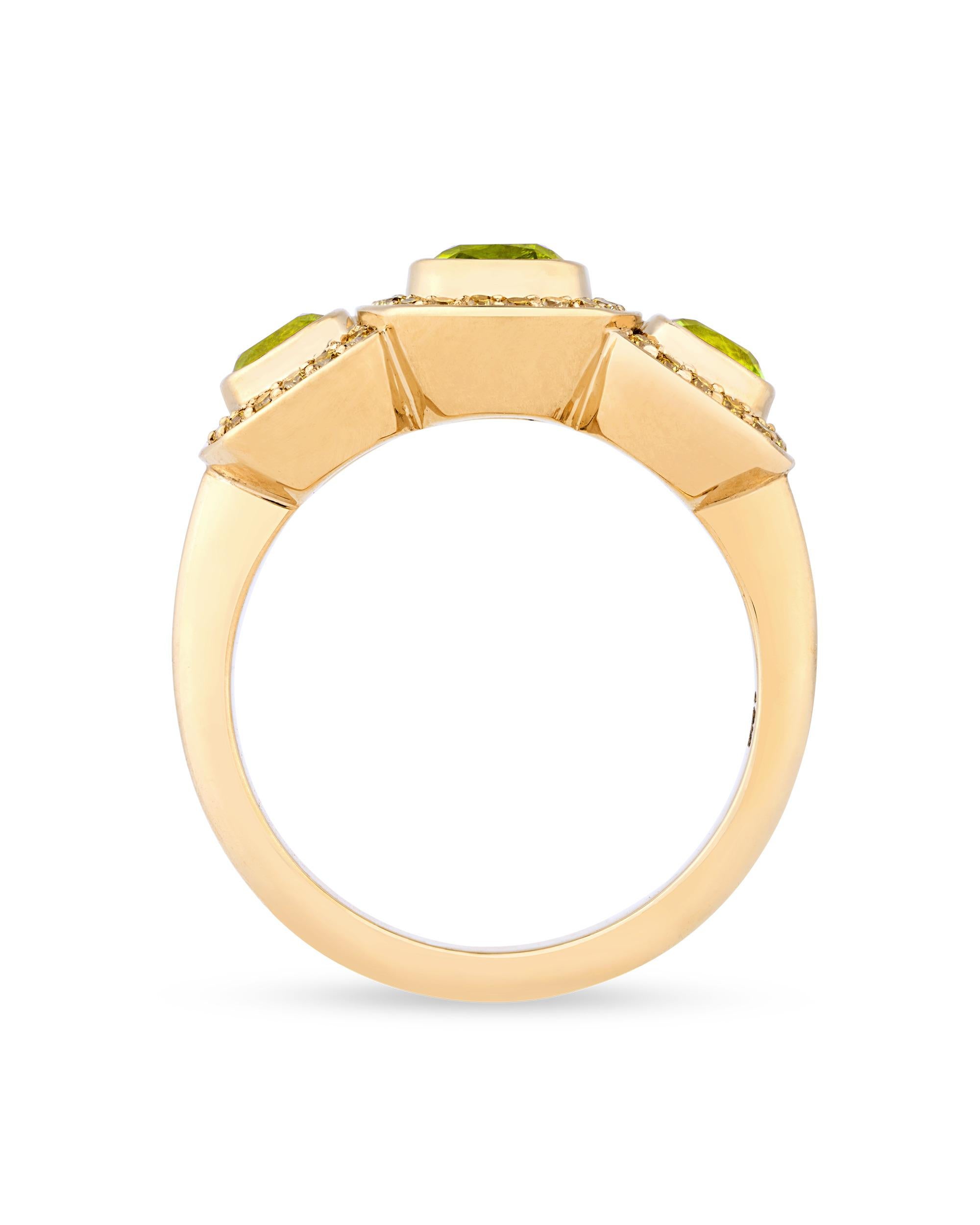 Modern Extraterrestrial Peridot Ring, 1.59 Carats For Sale