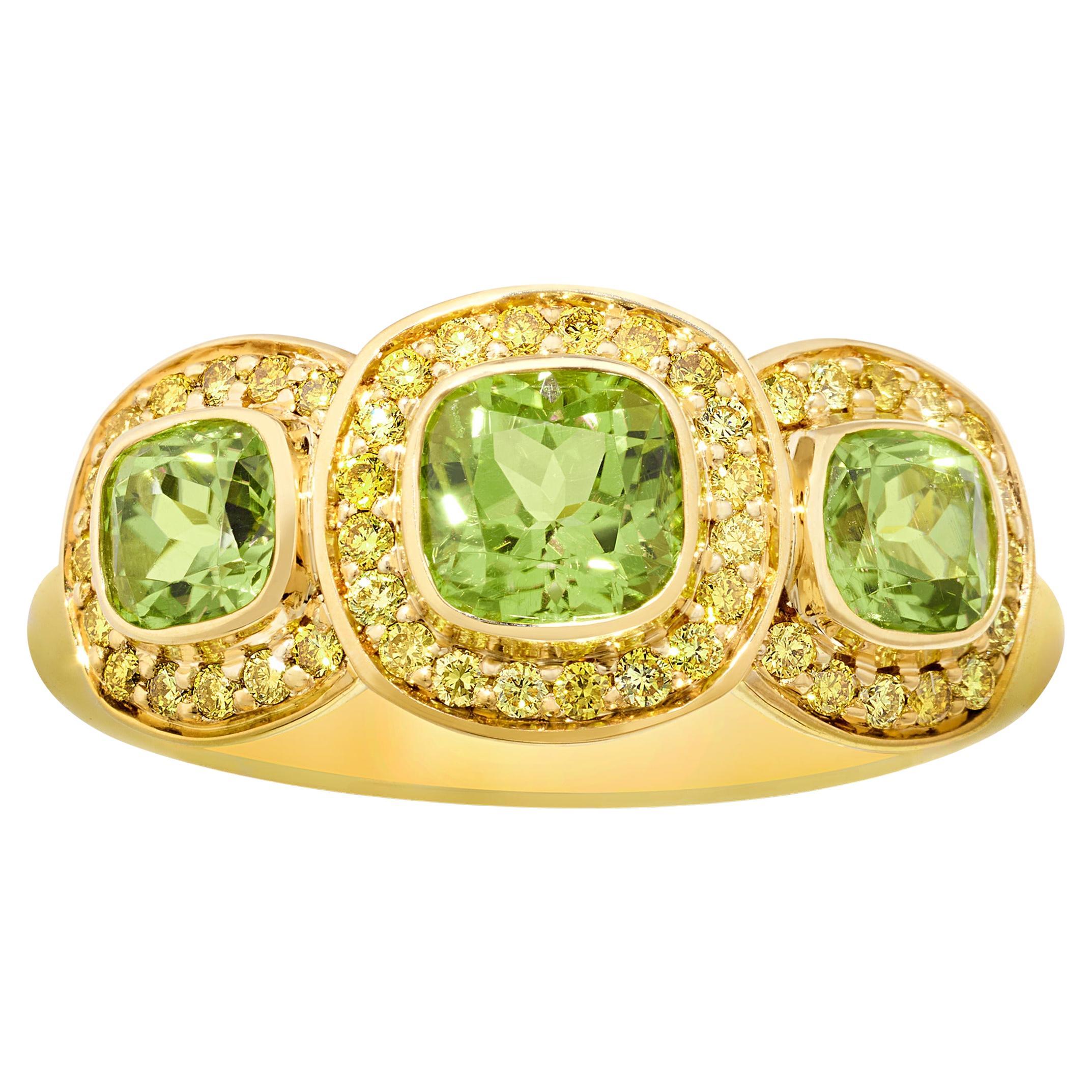 Extraterrestrial Peridot Ring, 1.59 Carats For Sale