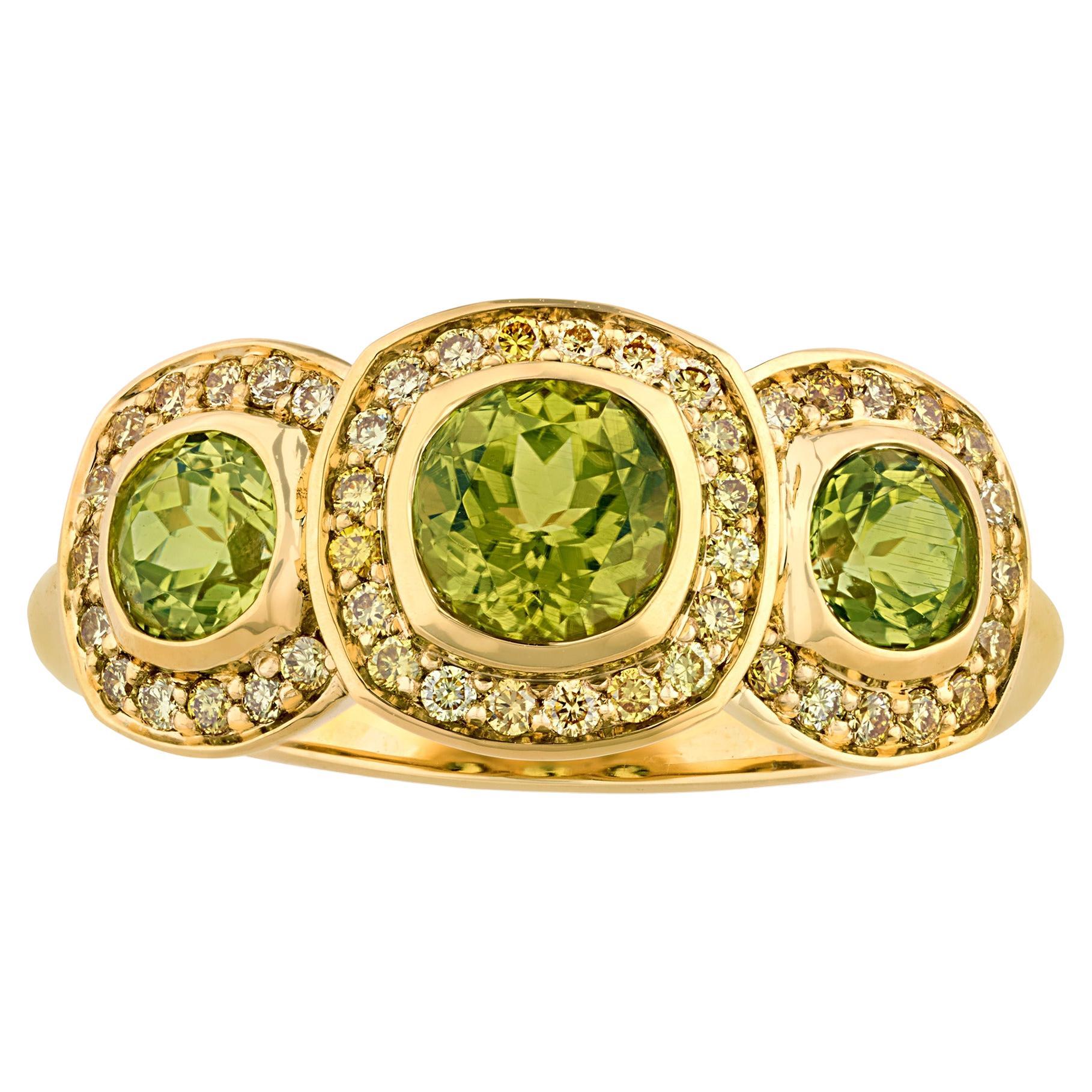 Anillo con peridoto extraterrestre de 1,64 quilates