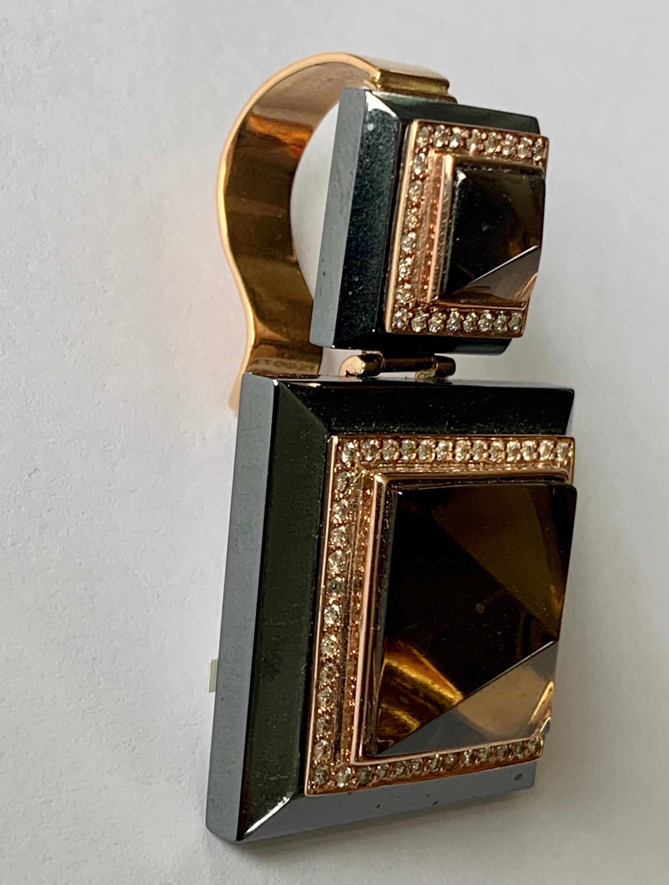 Modern Extravagant 18 K Gold Necklace with Pendant Smoky Quartz Hematite and Diamonds For Sale
