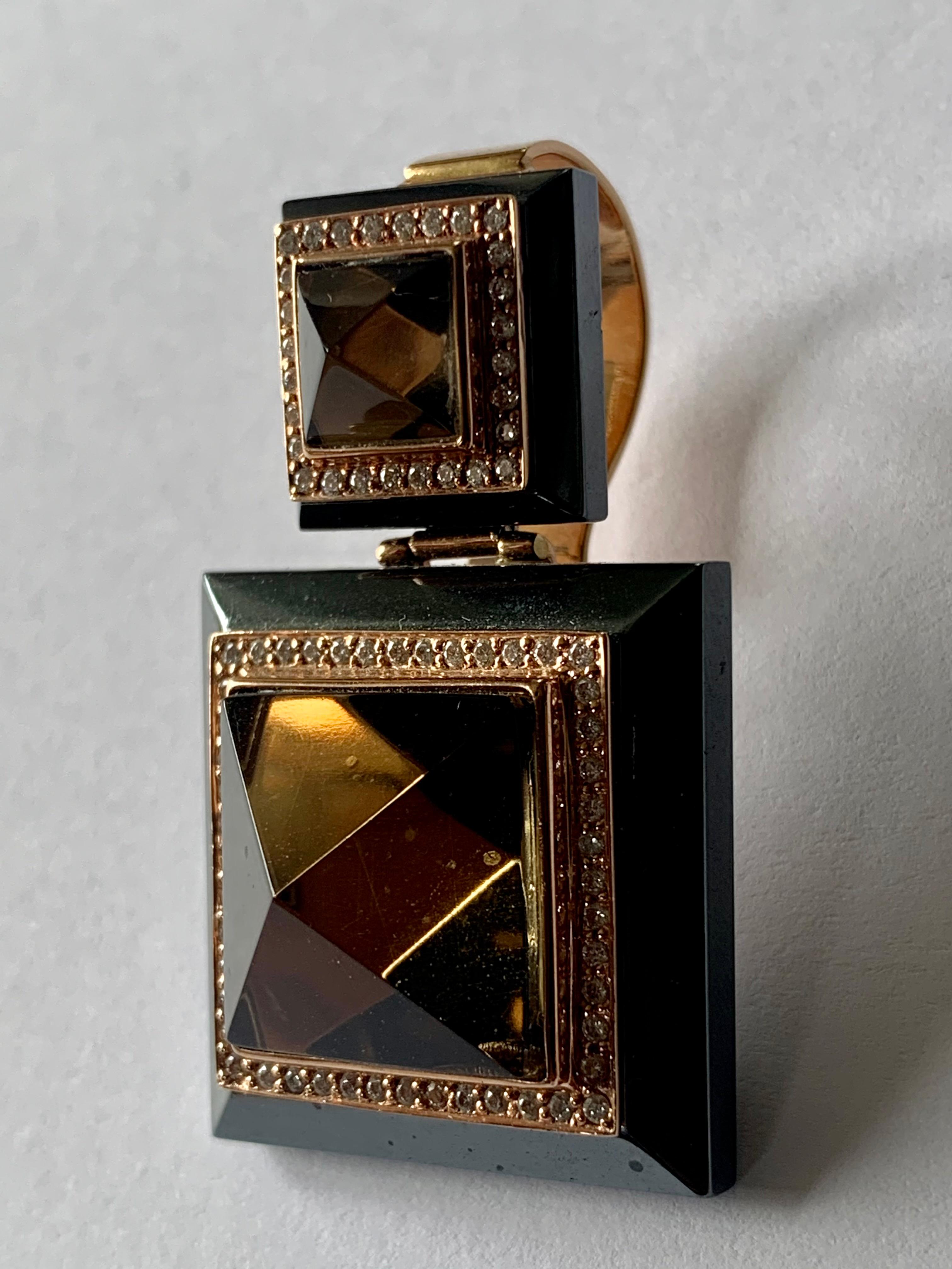 Round Cut Extravagant 18 K Gold Necklace with Pendant Smoky Quartz Hematite and Diamonds For Sale