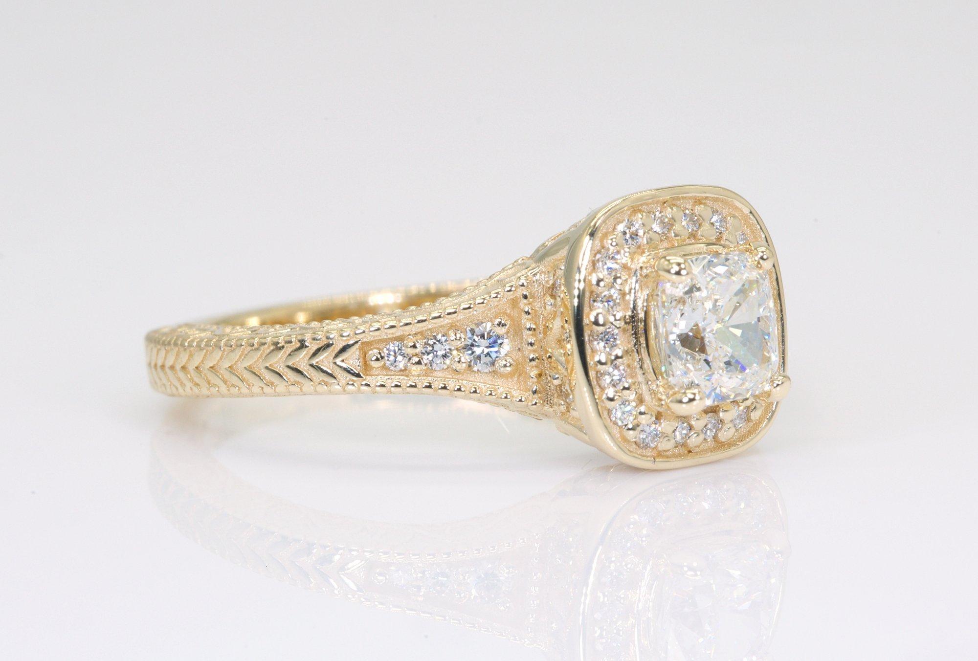 
Exquisite 18K Yellow Gold Diamond Halo Ring with 0.91ct , a radiant testament to sophistication and elegance. At its center gleams a captivating 0.80 carat Modified Brilliant diamond, meticulously selected for its mesmerizing brilliance.- GIA
