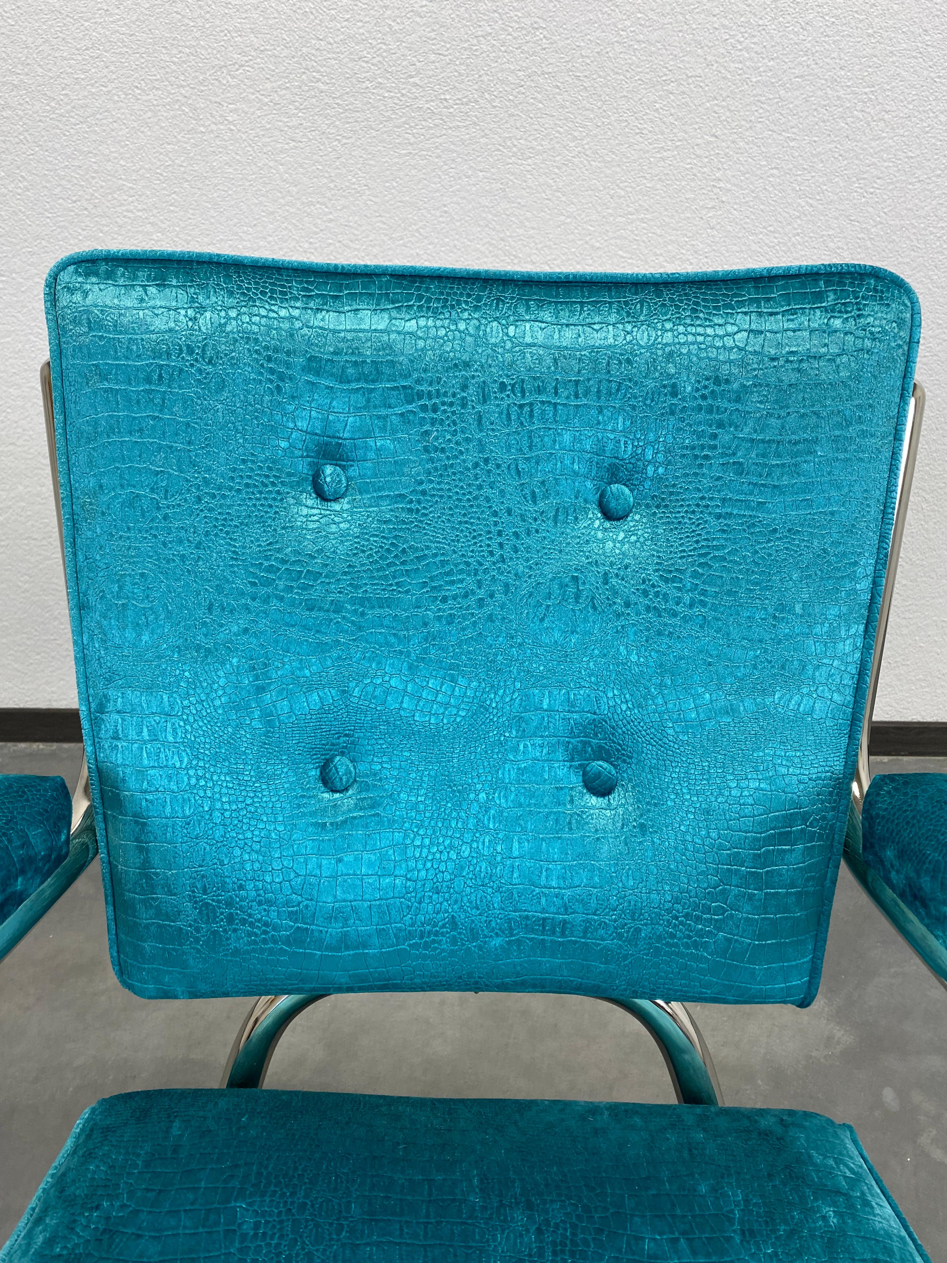 Stravaganti poltrone cromate Bauhaus in vendita 2