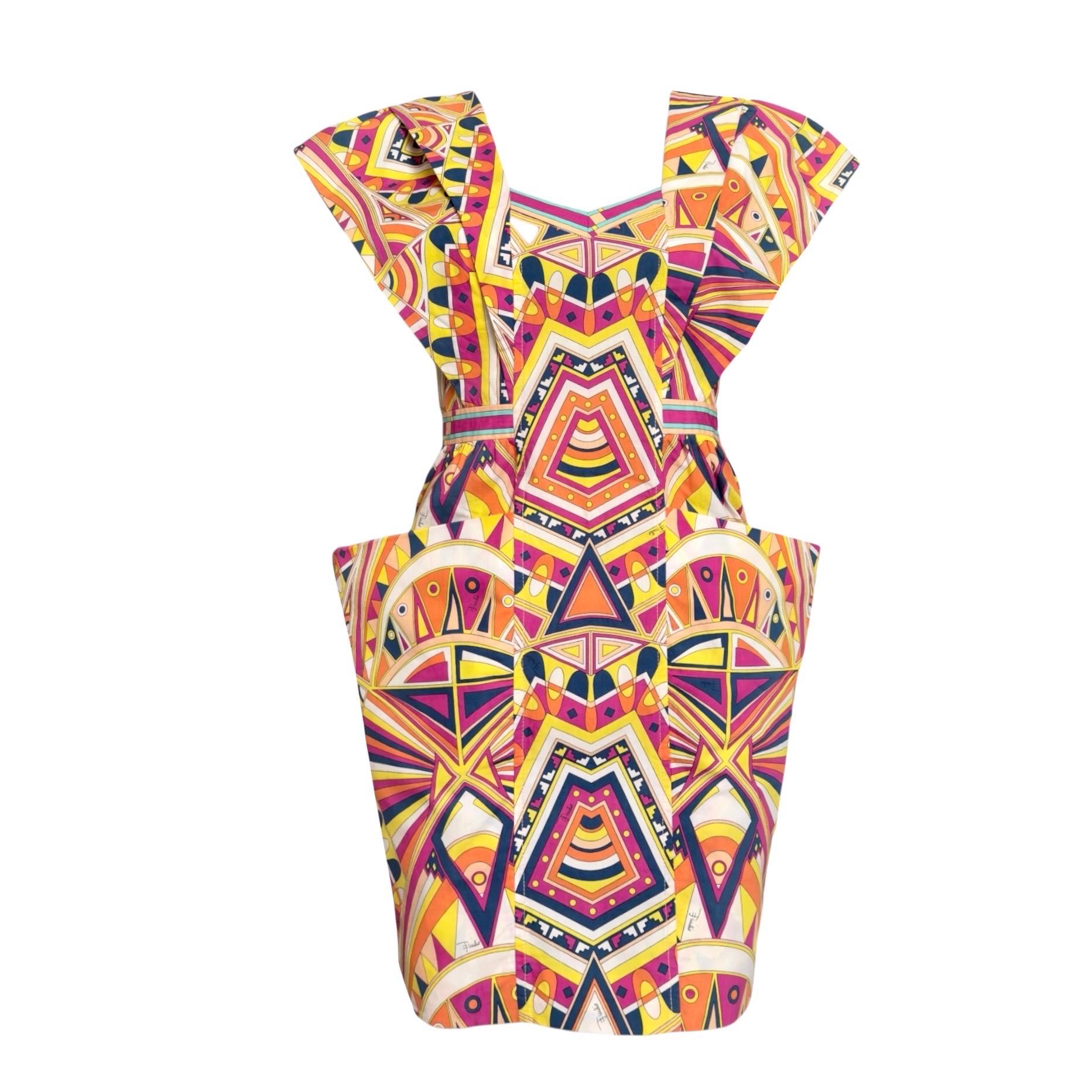 EXTRAVAGANTE Abito a tubino scultoreo "Kaleidoscope" di Emilio Pucci, collezione Primavera/Estate 2009, taglia 40