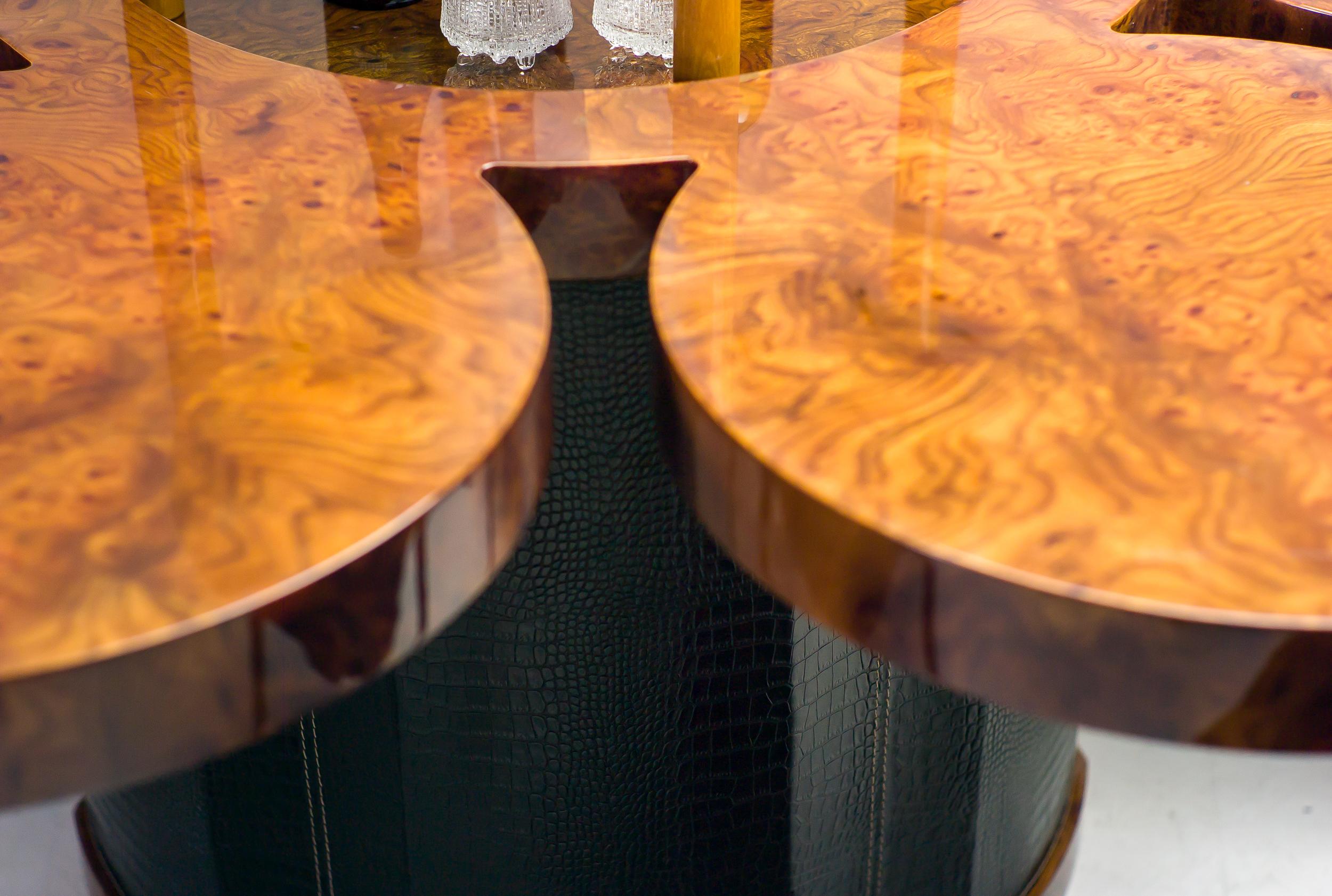 Contemporary Extravagant Formitalia Burl Walnut and Leather Dry Bar Table For Sale