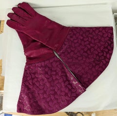 Extravagant Rasberry Leather Cuffed Gloves, Carolina Amato