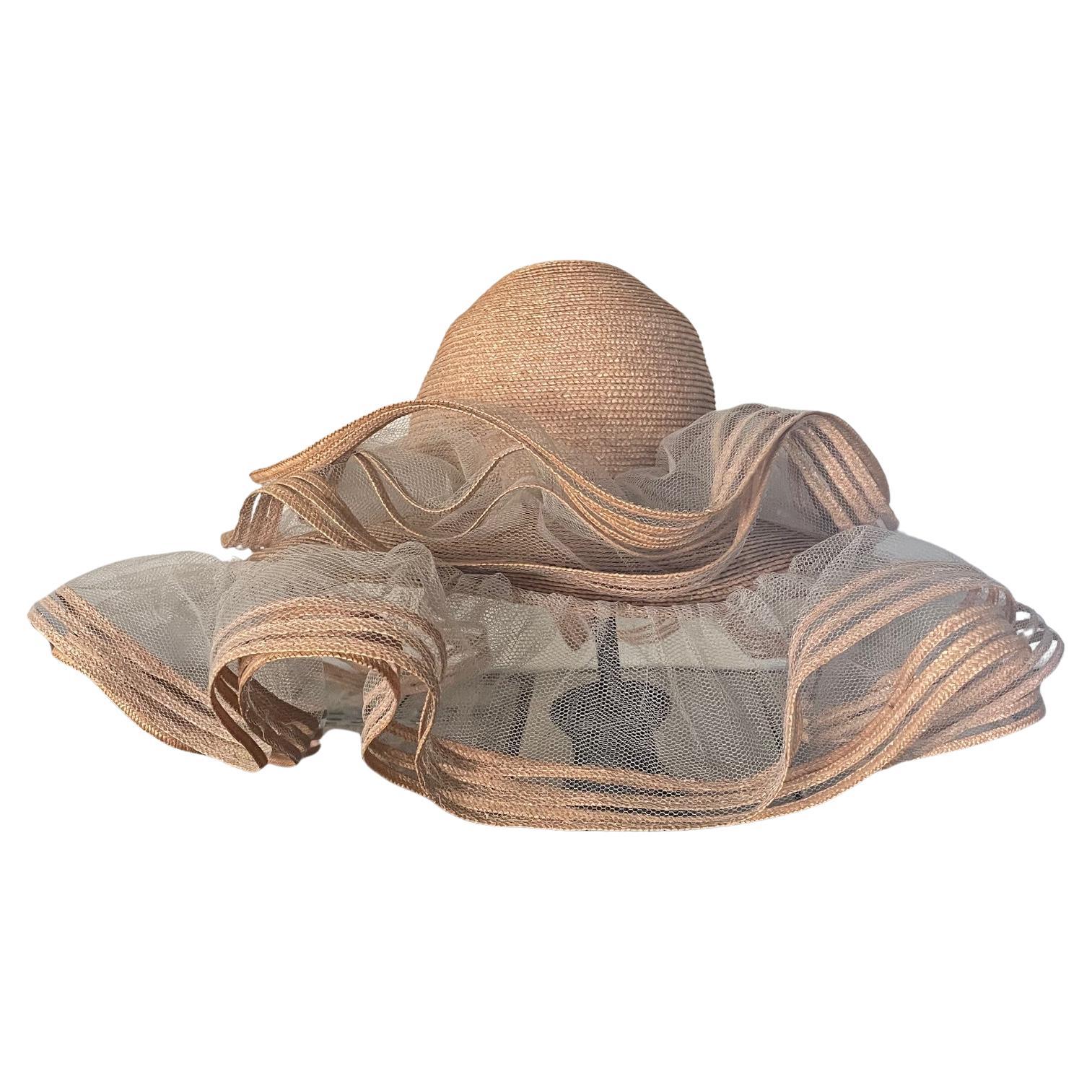 Extravagant straw hat Vincenti