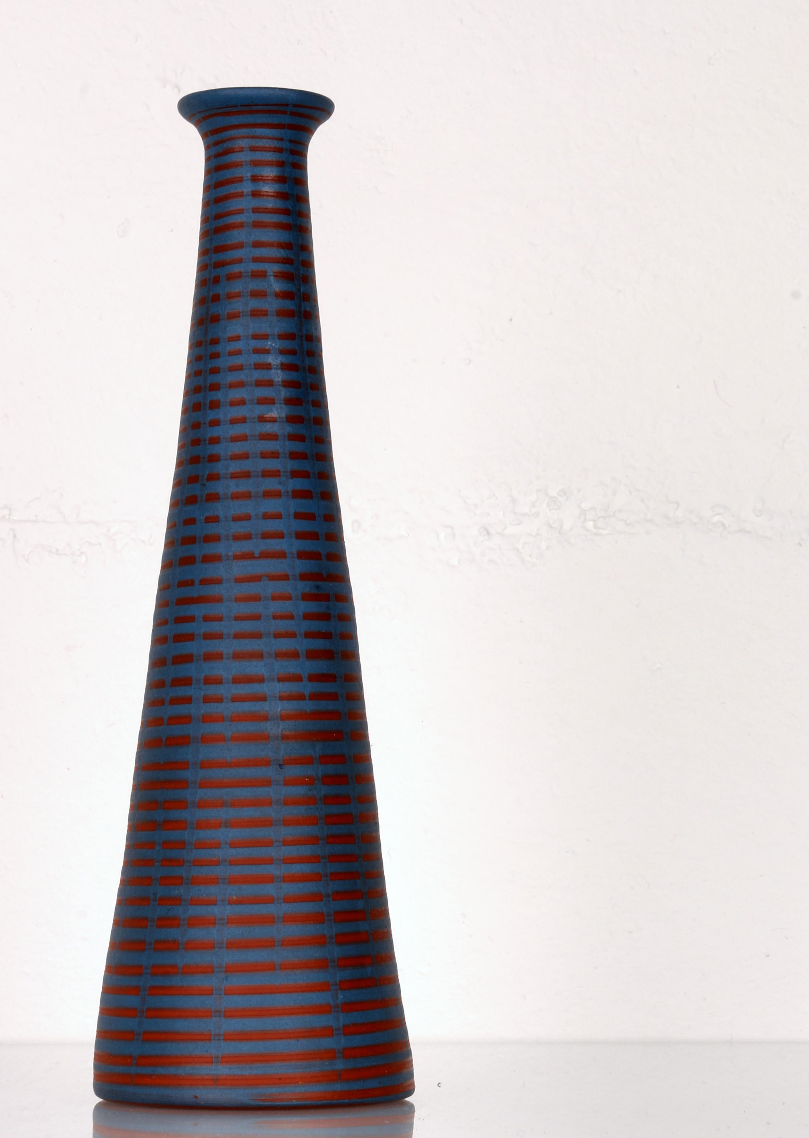 jarrón extravagante studio ceramics Rudi Stahl art pottery finales de los 60 principios de los 70 en Excelente estado para la venta en Landshut, BY