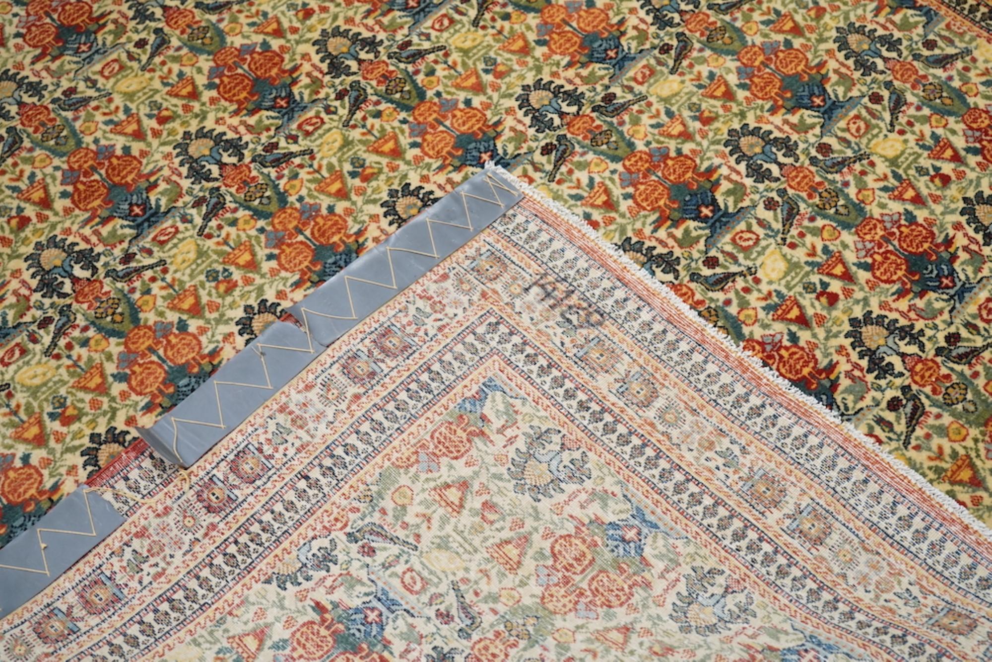 Extreamly feiner antiker persischer Teheraner Teppich im Angebot 4