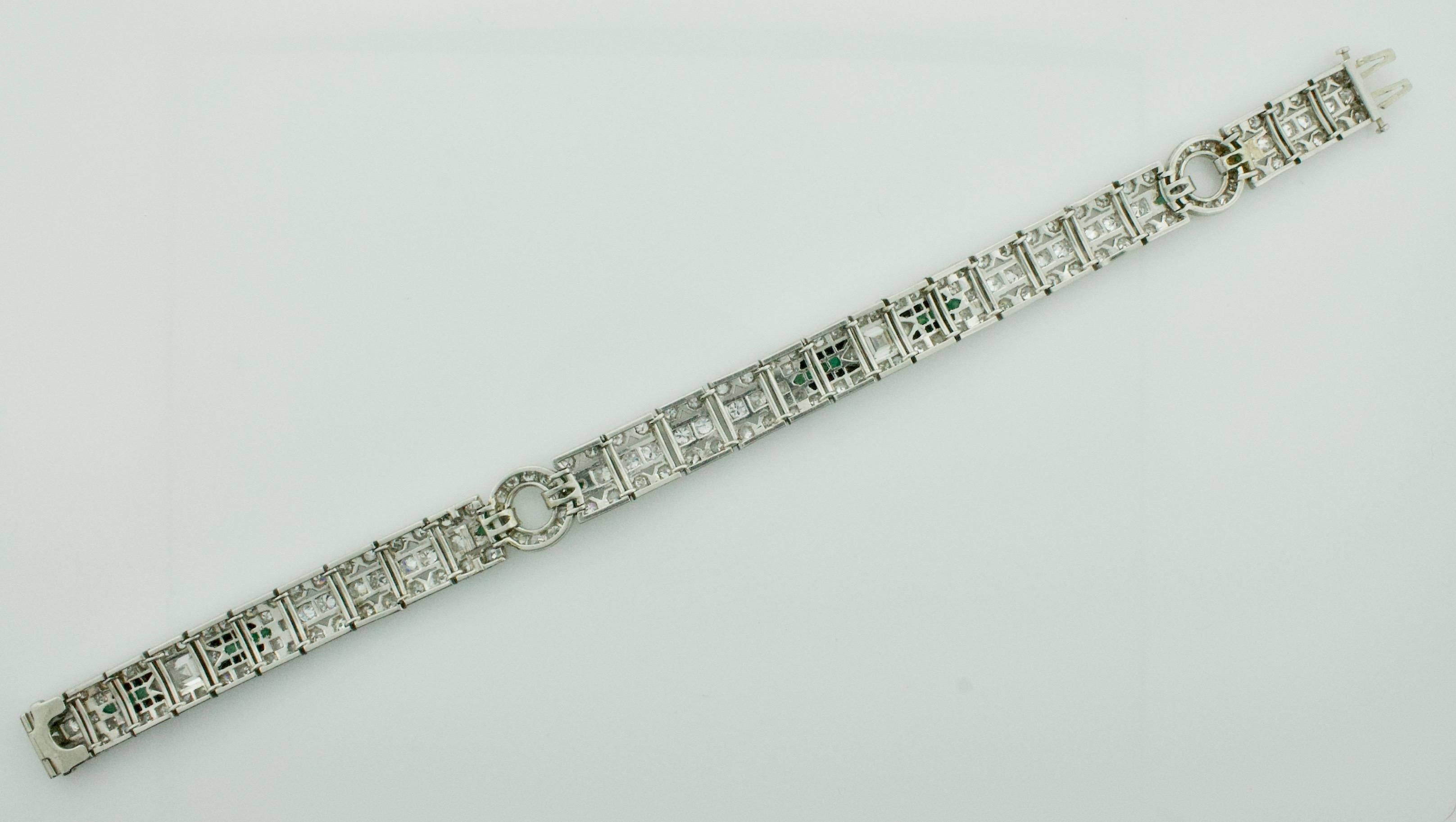 Women's or Men's Extreme Art Deco Diamond, Emerald and Onyx Platinum Bracelet For Sale