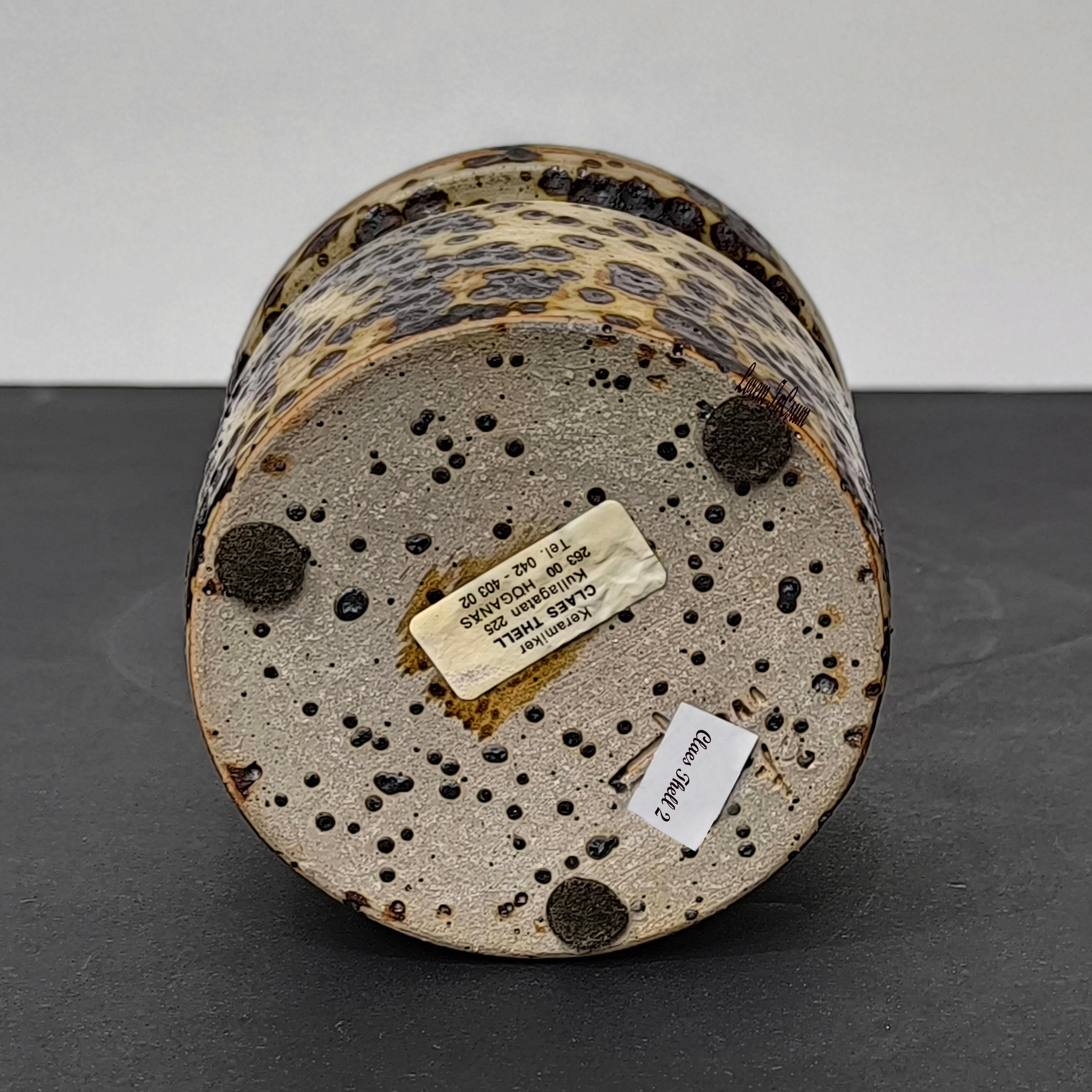 Extremely Beautiful Stoneware Jar by Swedish Ceramist Claes Thell, Sweden 1978 For Sale 4